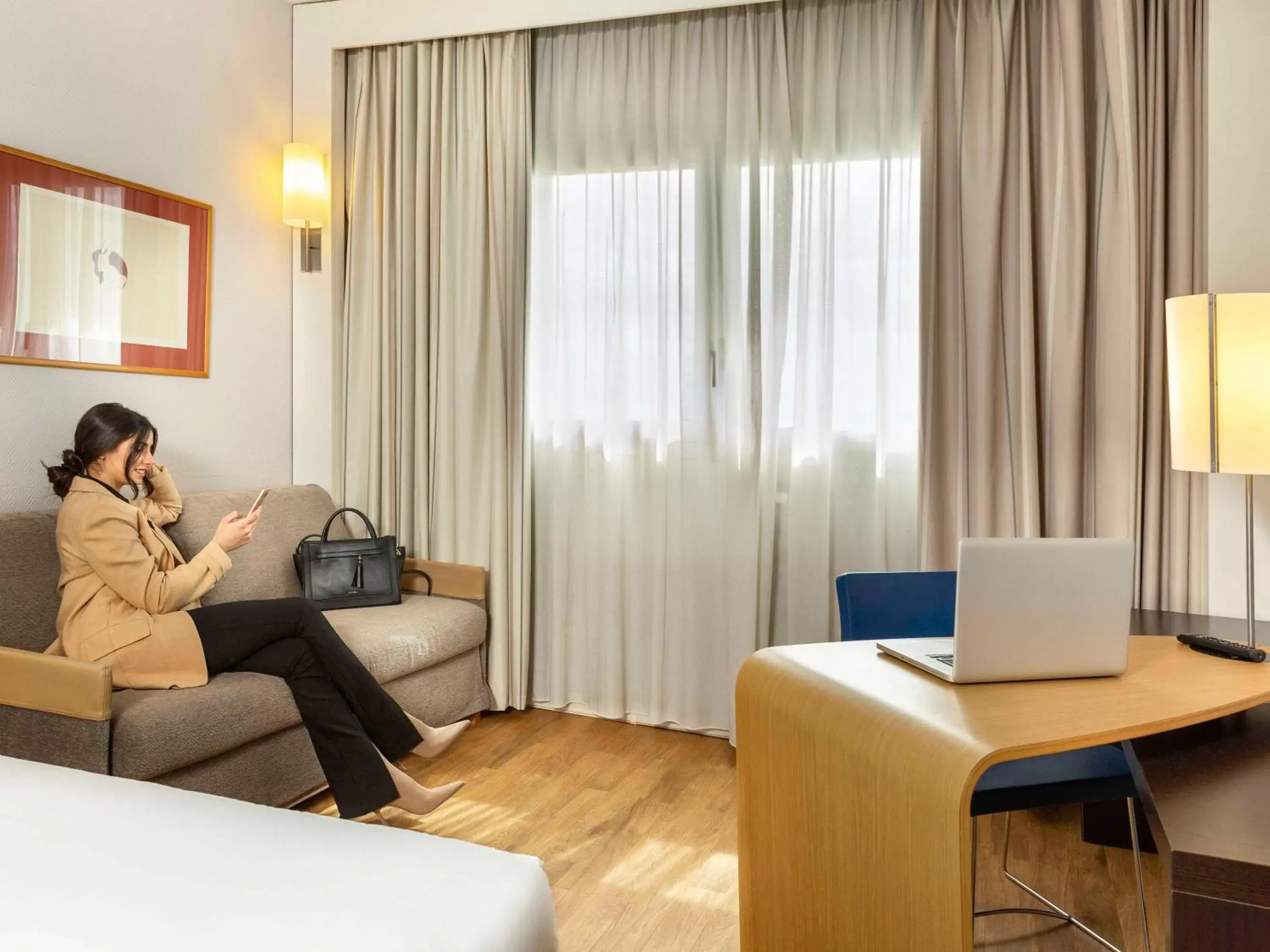 Bedroom, Seating Area in Novotel Caserta Sud