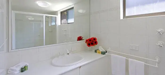 Bathroom in Main Beach Apartments