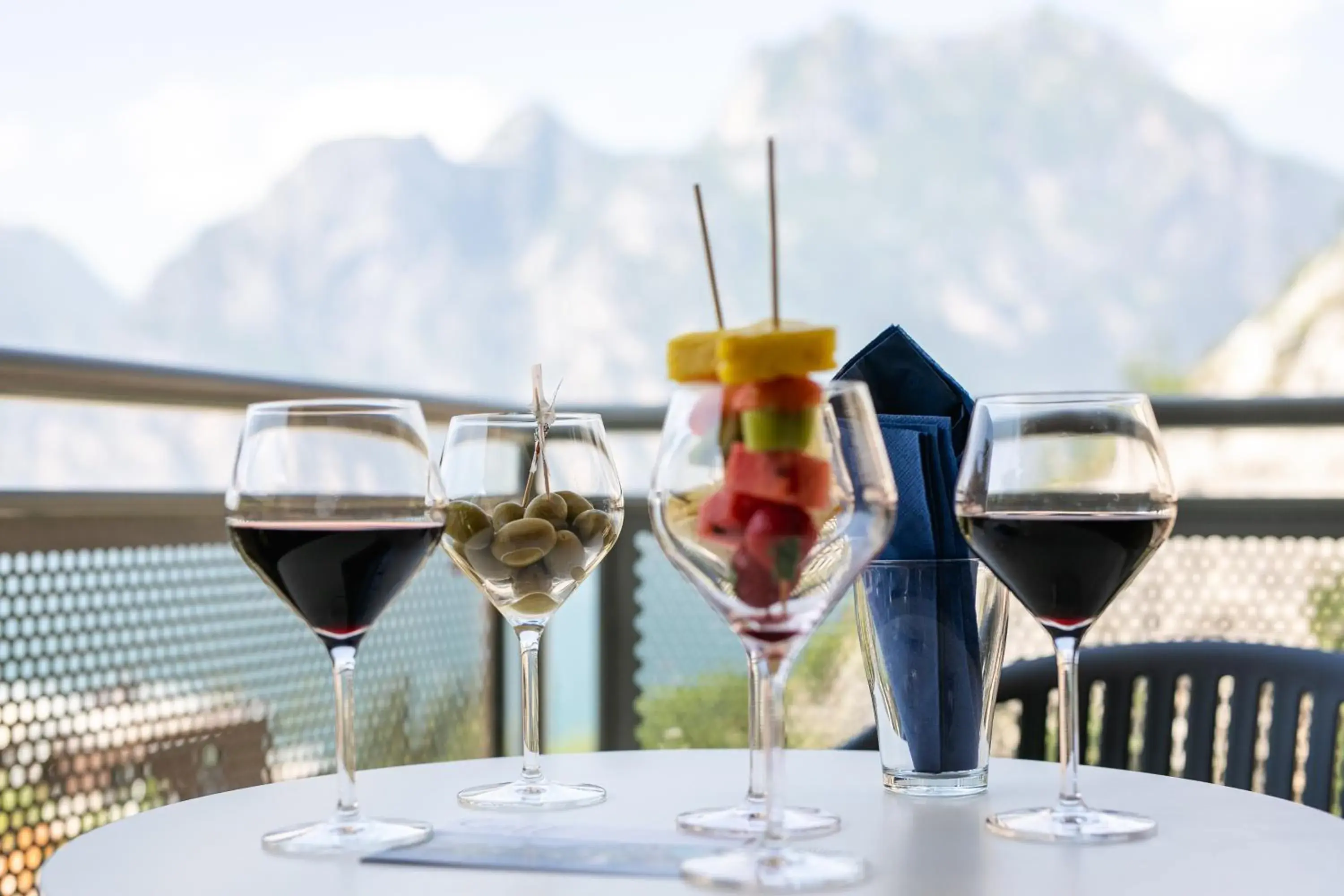 Drinks in SeeLE Garda Hotel