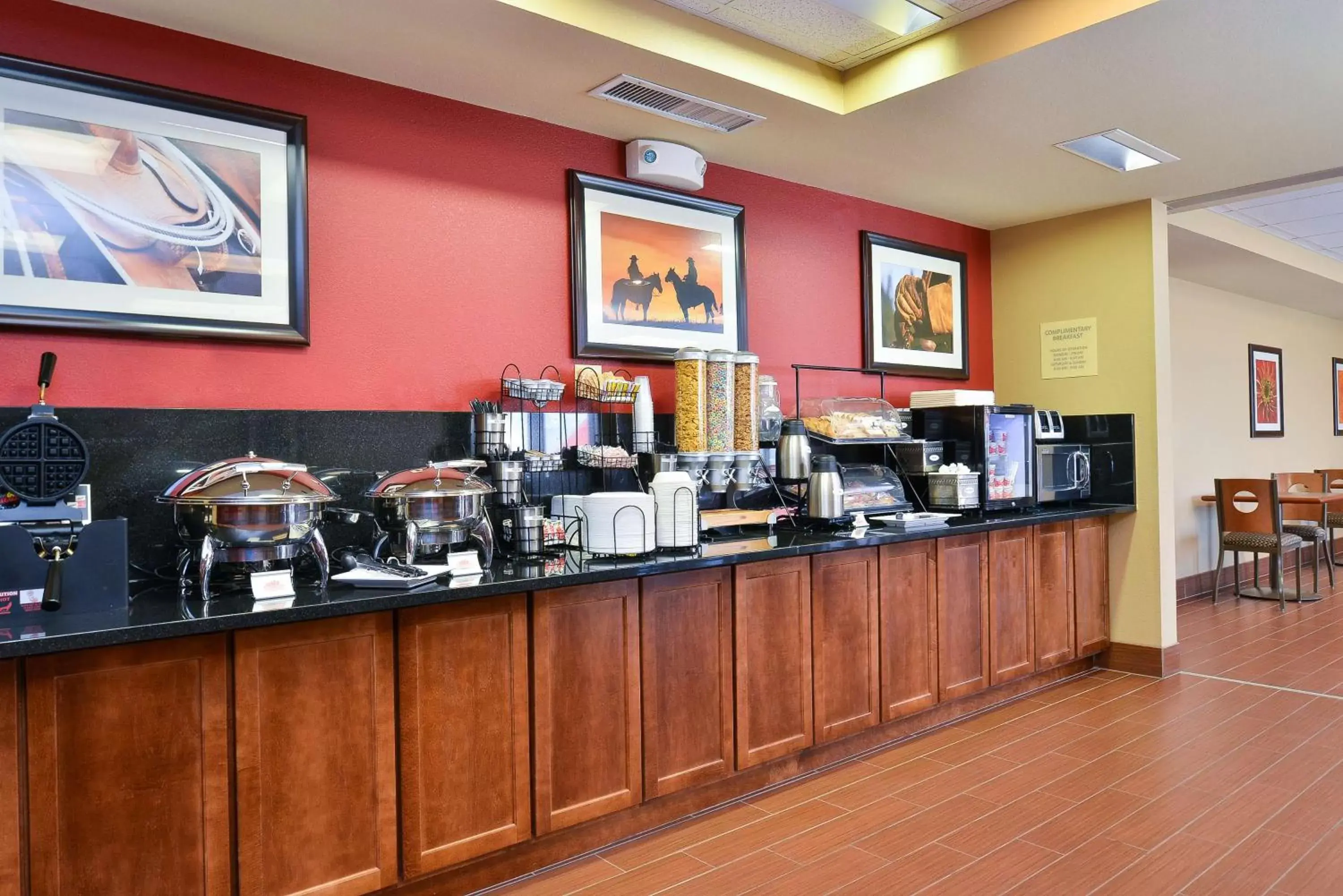 Restaurant/Places to Eat in SureStay Hotel by Best Western Blackwell