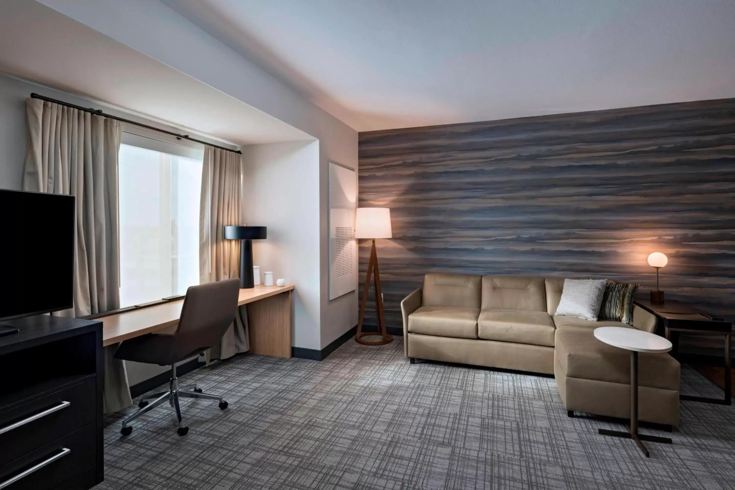 Bedroom, Seating Area in Residence Inn by Marriott St. Paul Downtown