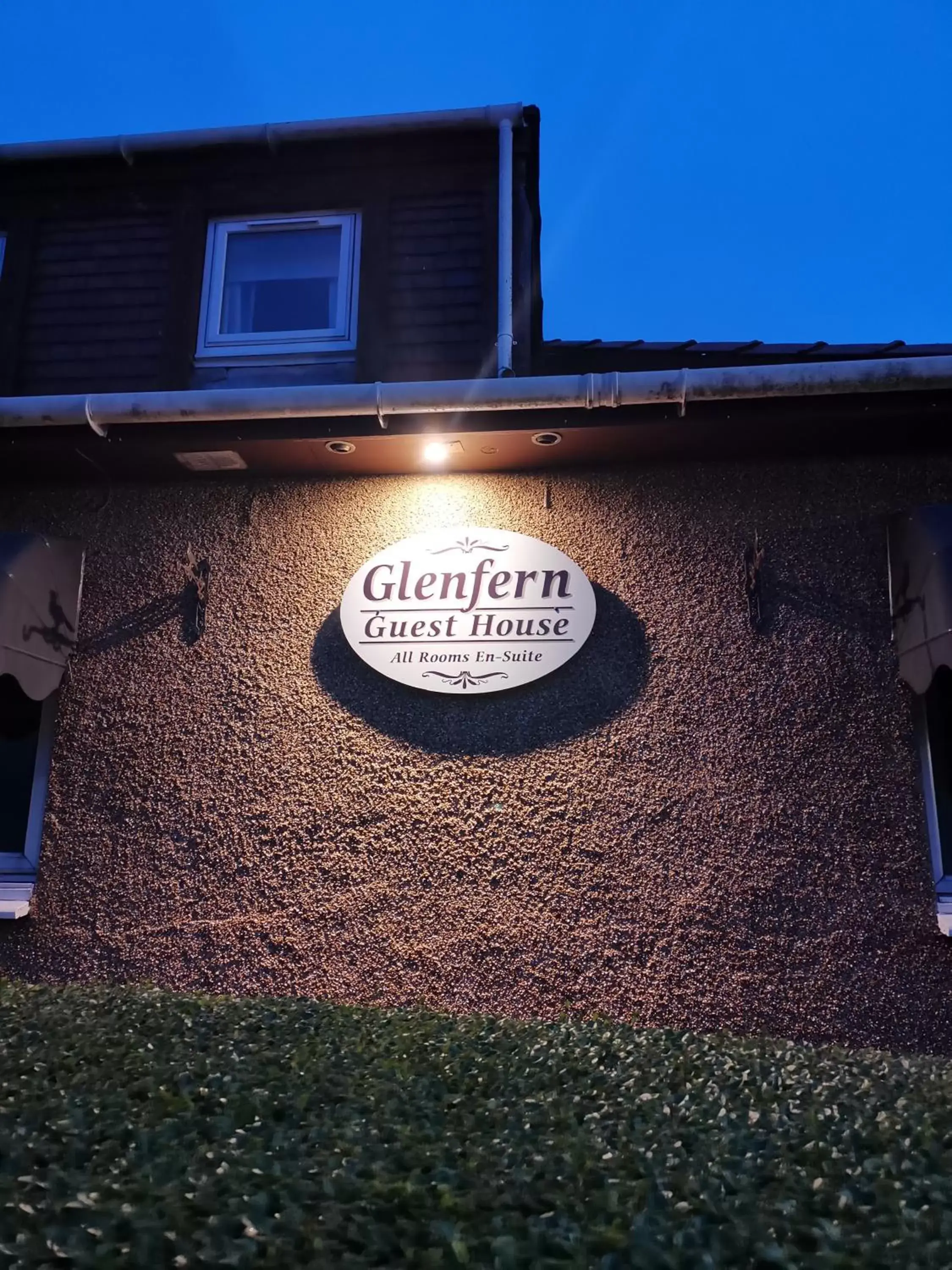 Property Building in Glenfern Guest House, also self catering cottage with PRIVATE hot tub