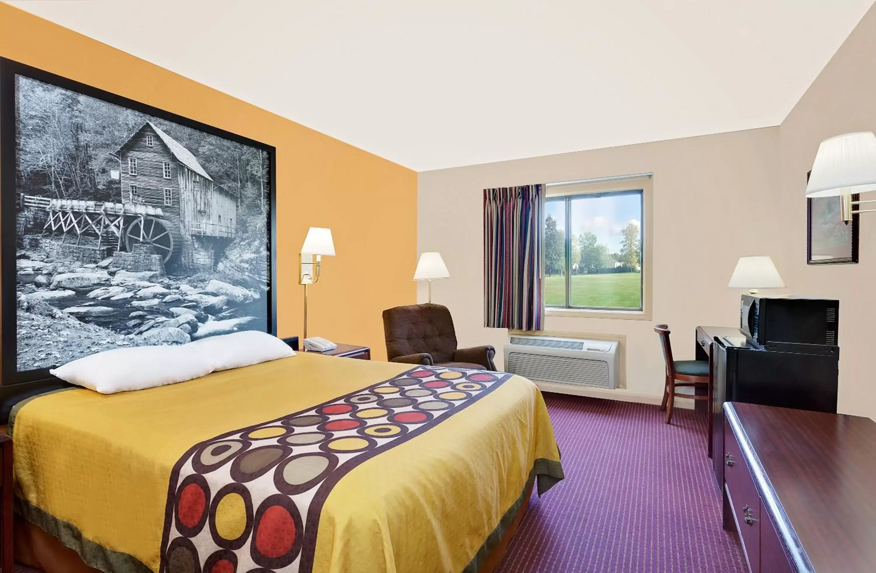 Bed in Super 8 by Wyndham Hillsville