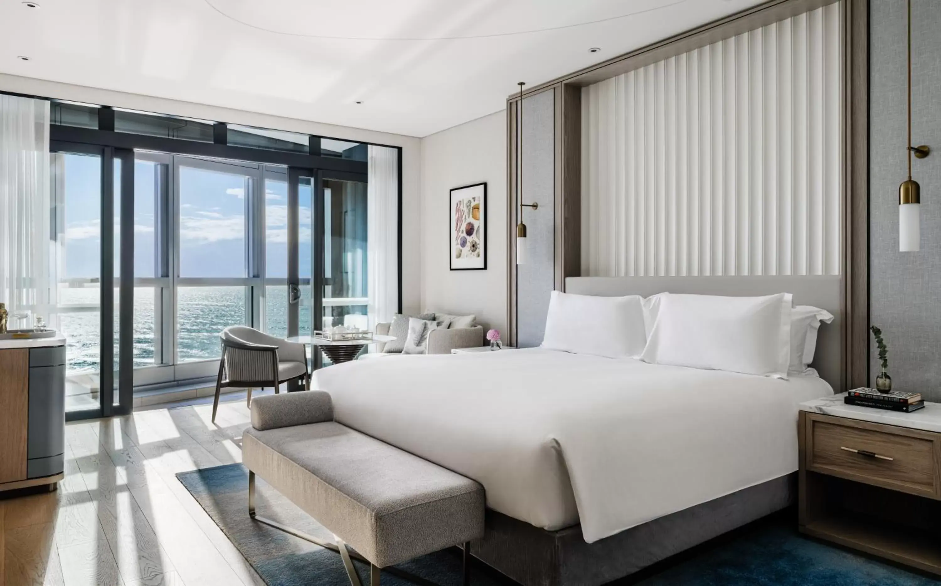 Sea view, Bed in The Langham, Gold Coast and Jewel Residences