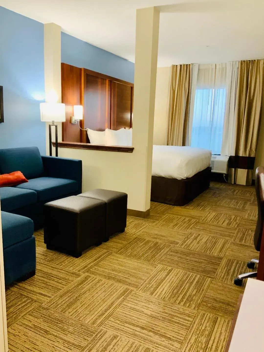 Bed in Comfort Suites Cedar Park - Austin Northwest Bed in Comfort Suites Cedar Park - Austin Northwest