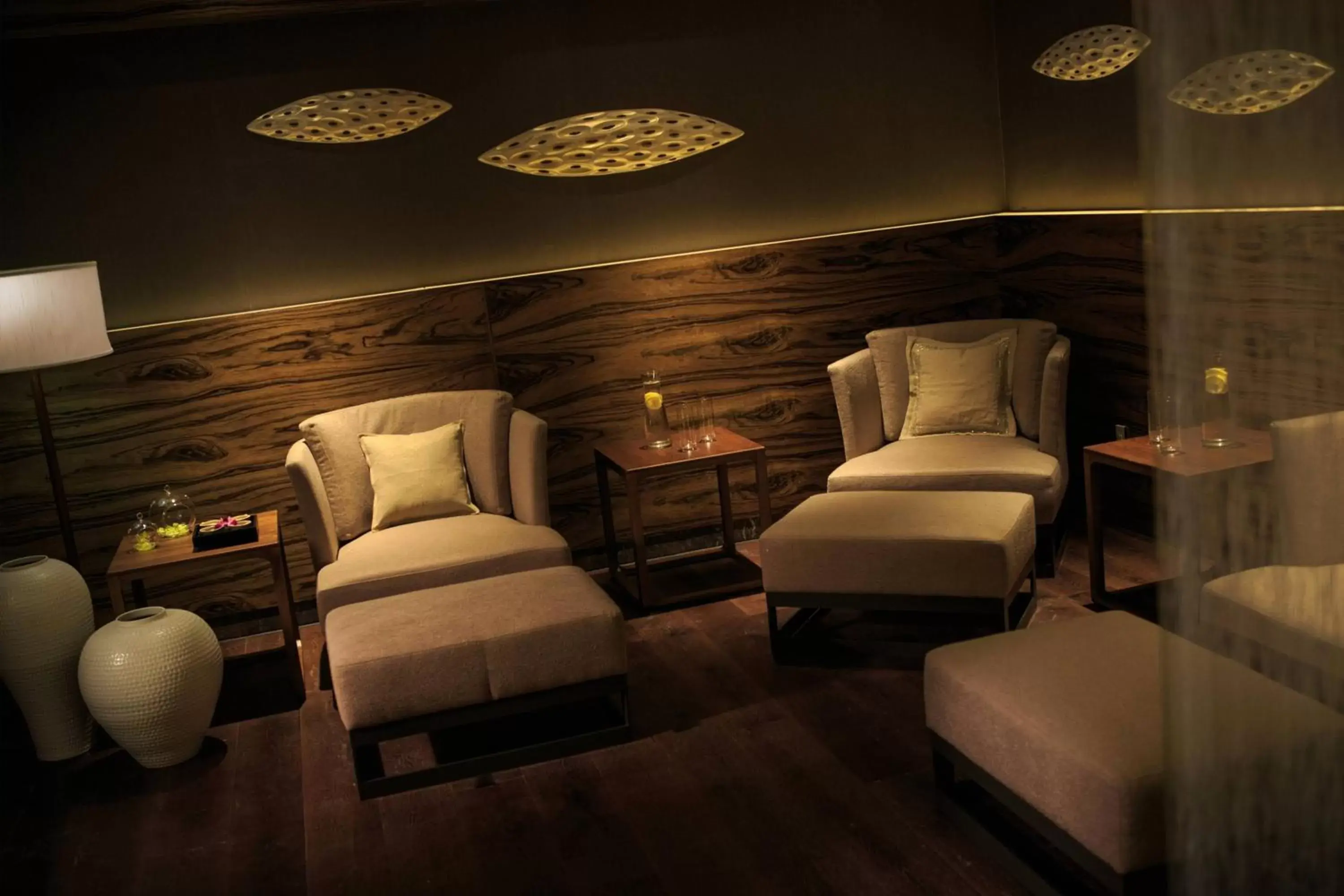 Spa and wellness centre/facilities, Bed in Renaissance Beijing Wangfujing Hotel