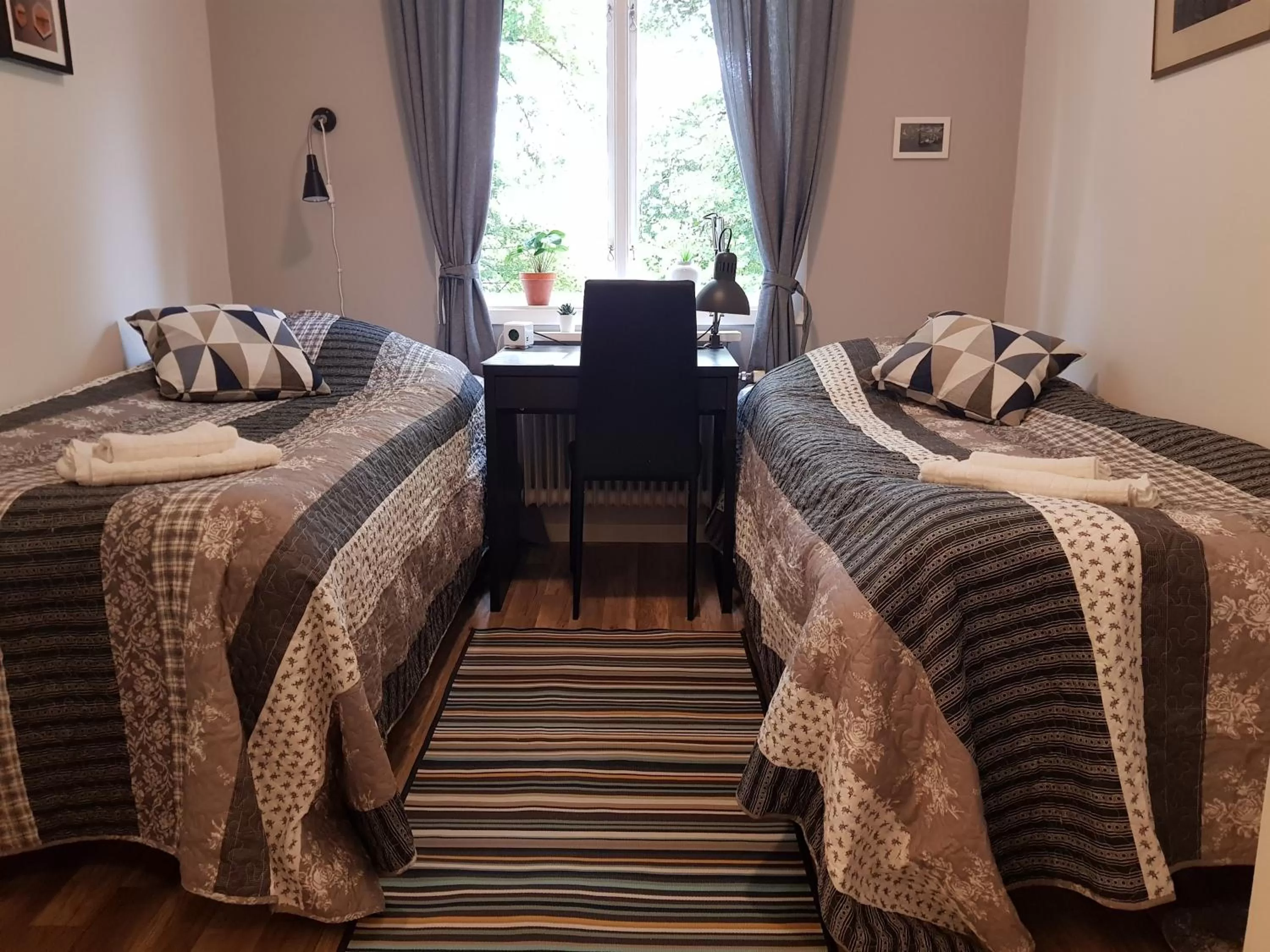 Photo of the whole room, Bed in Brukshotellet Skinnsberg