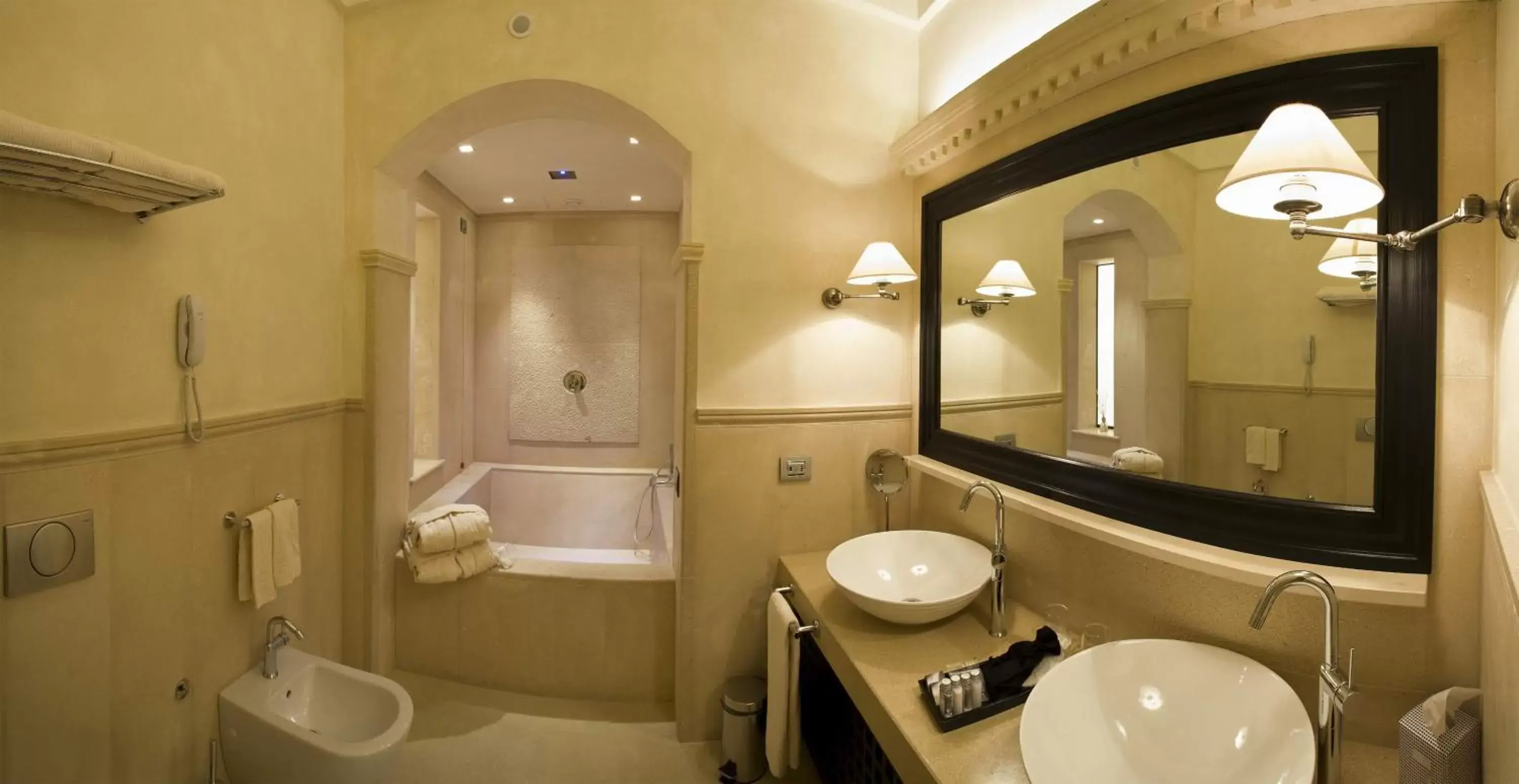Bathroom in Palazzo Gattini Luxury Hotel