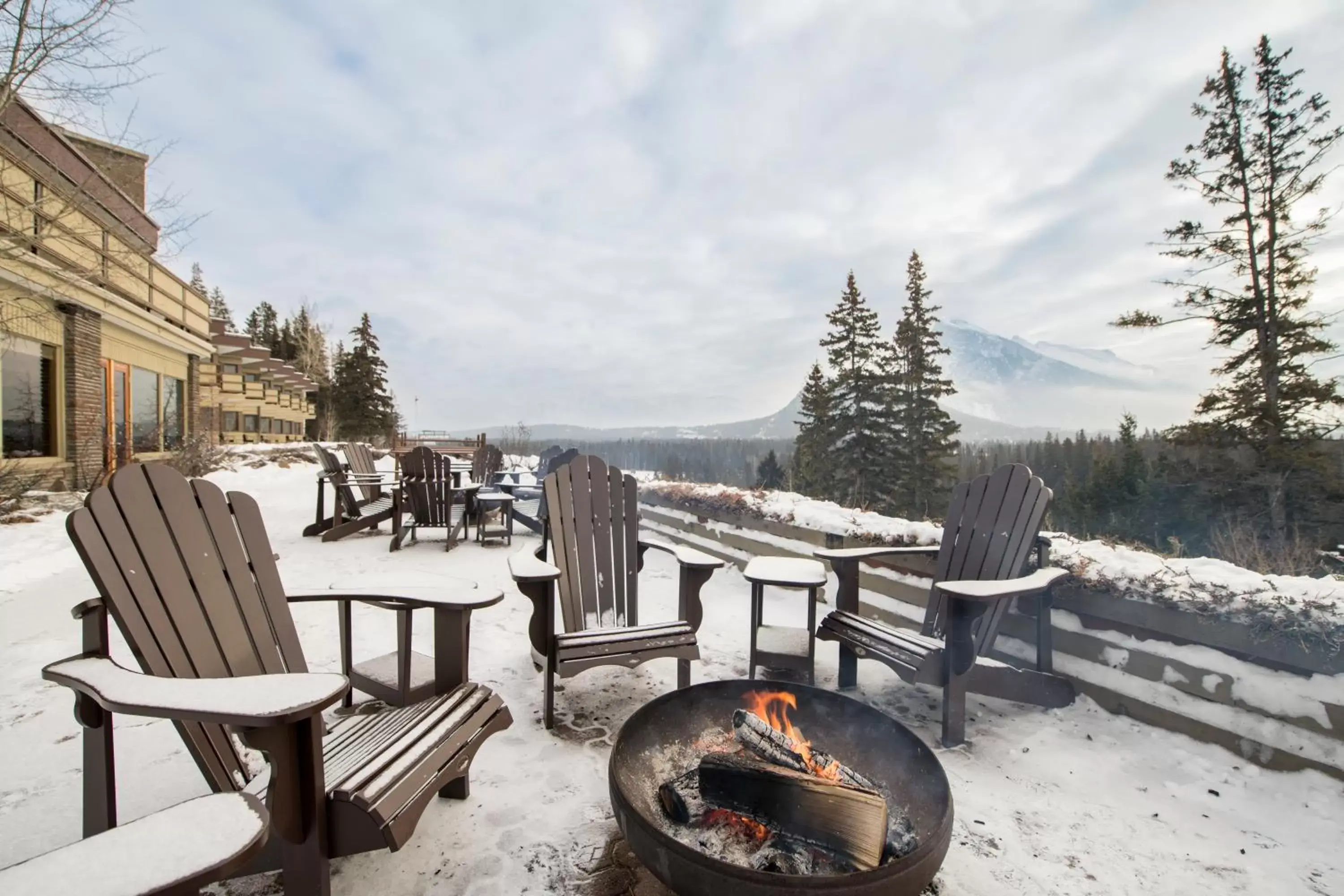 Patio, Winter in The Juniper Hotel & Bistro