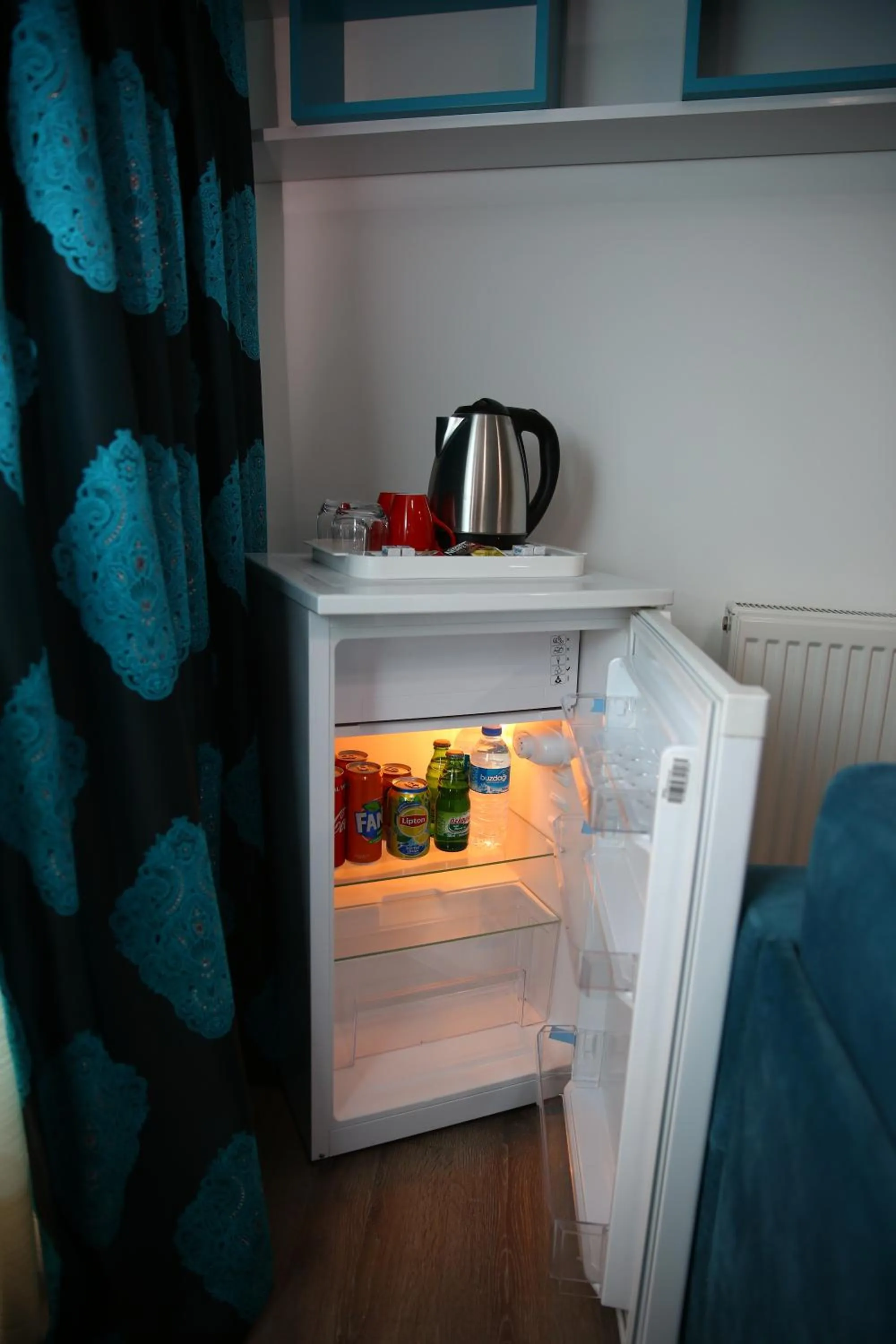 Coffee/tea facilities in Minel Hotel