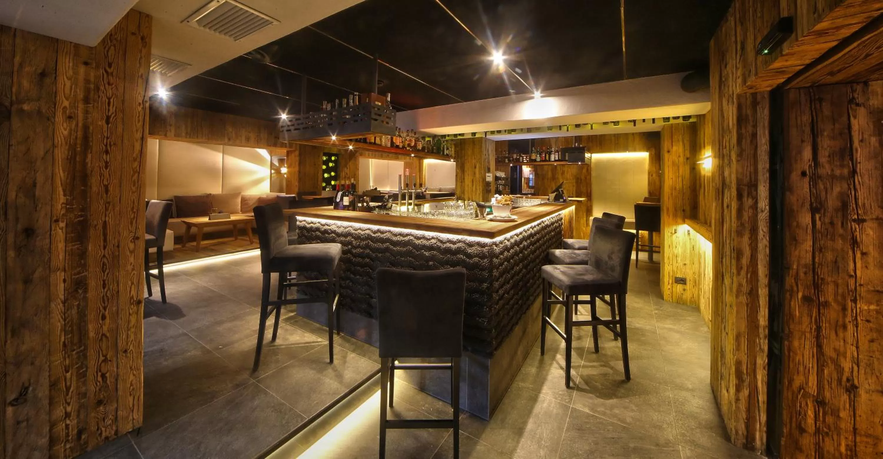 Lounge or bar in Hotel Marmolada