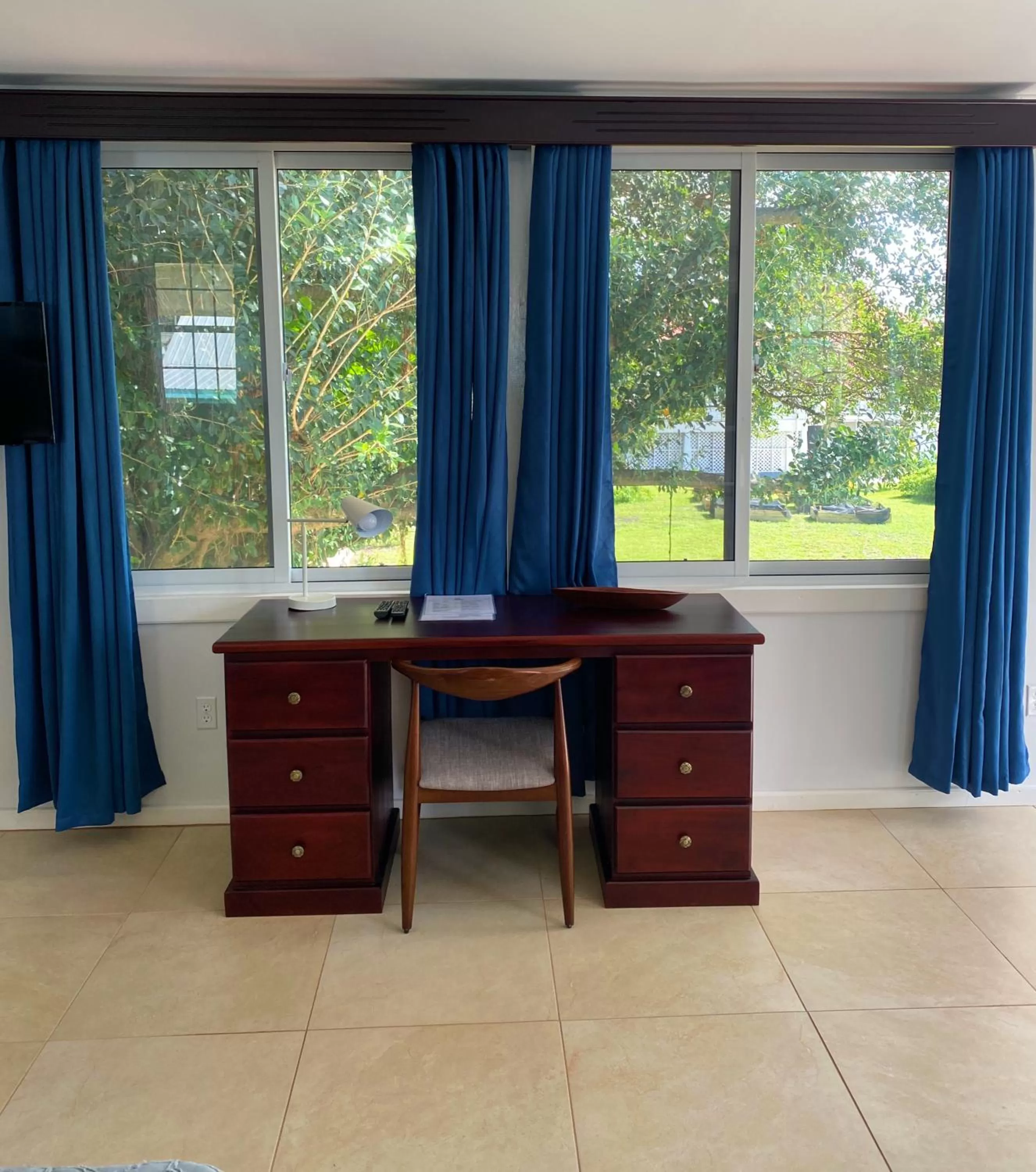 Panoramic Room Two Beds in Harbour View Boutique Hotel & Wellness Retreat