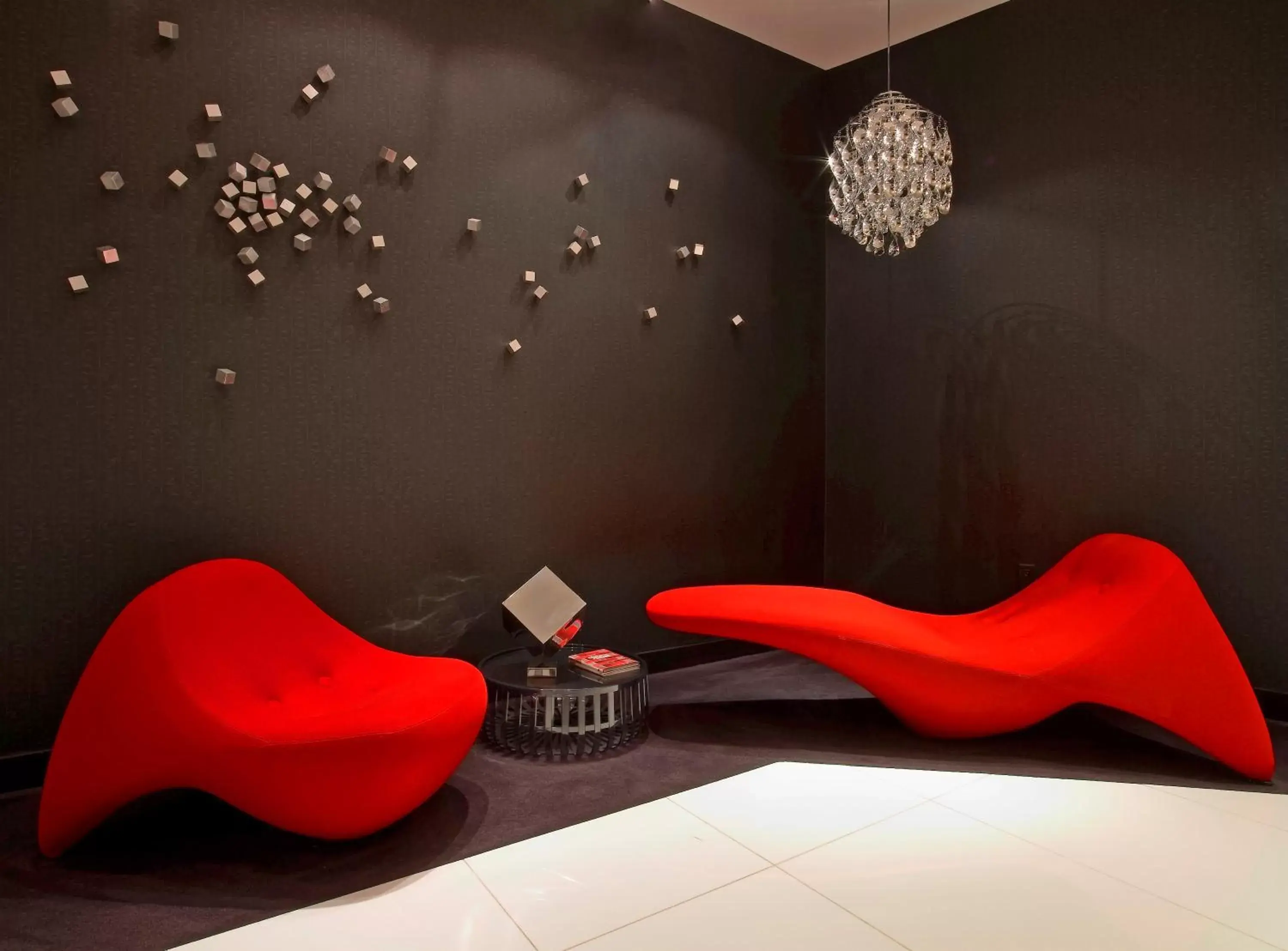 Communal lounge/ TV room, Bed in The Washington Hotel NYC Communal lounge/ TV room, Bed in The Washington Hotel NYC