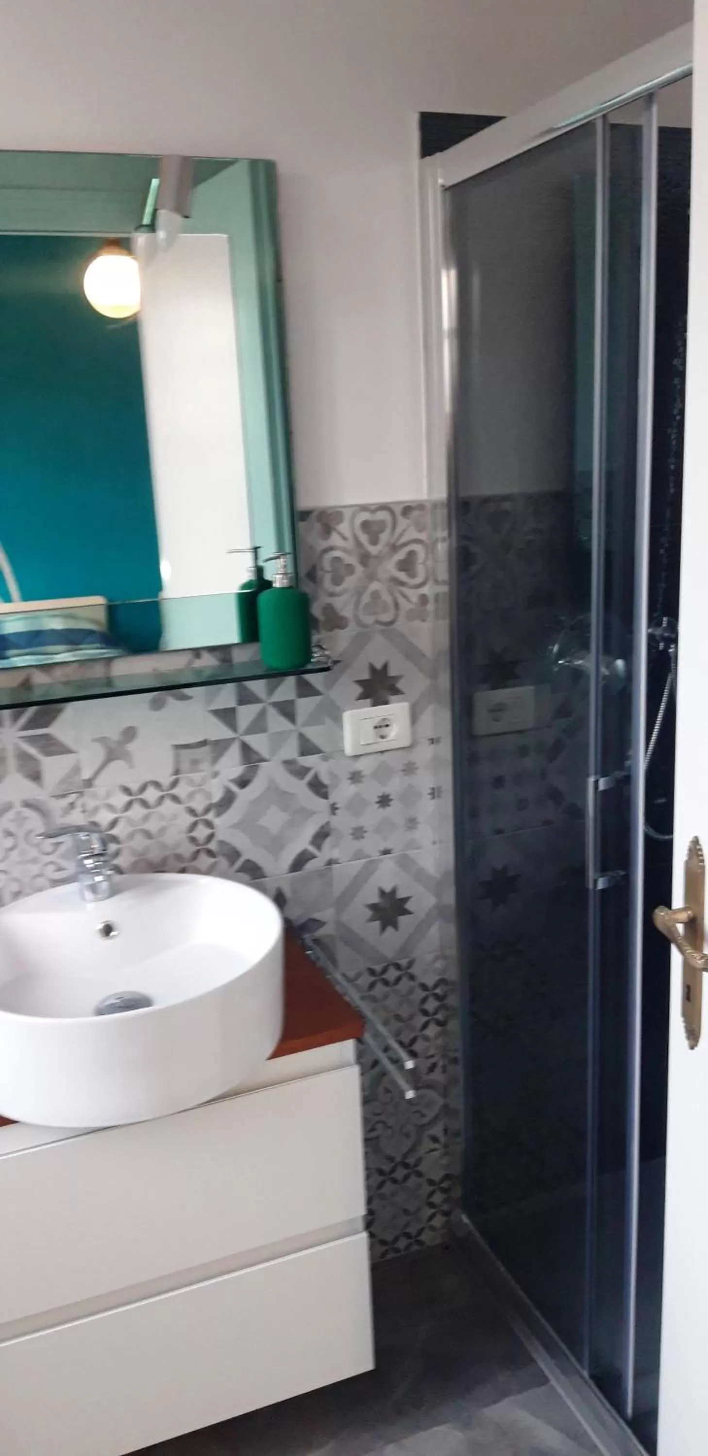 Bathroom in B&B Des Artistes