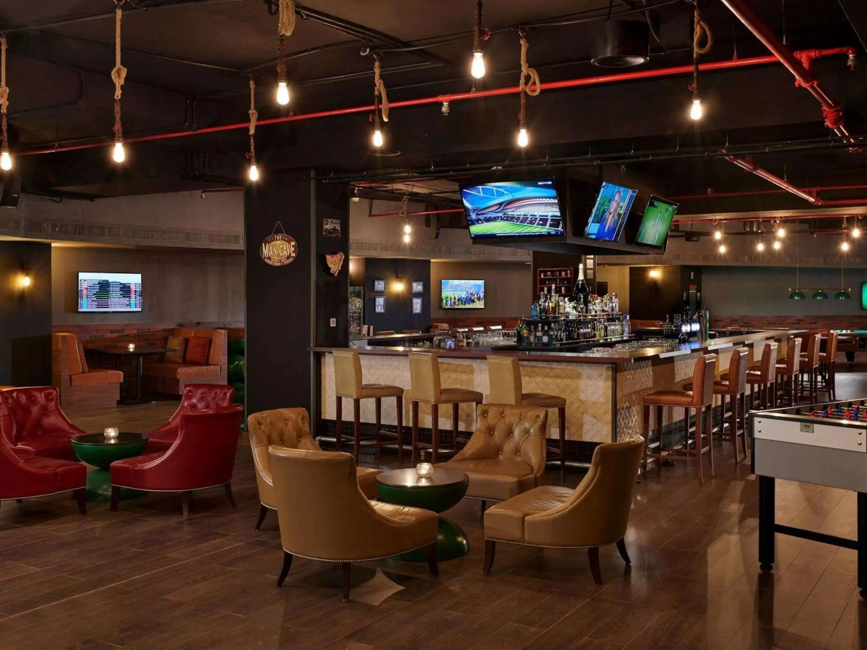 Lounge or bar, Lounge/Bar in Fairmont Ajman