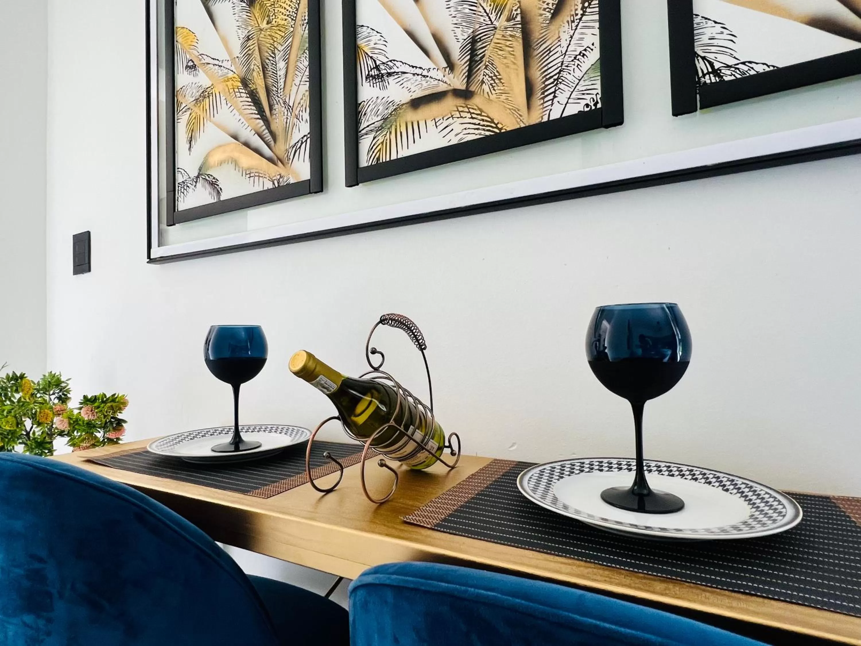 24 On Basil Inventive suites