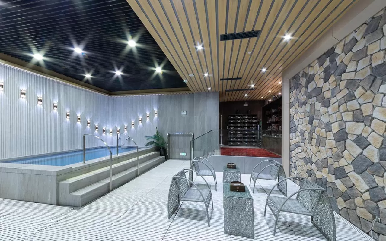 Pool view in Zhuhai Palm Spring Hotel