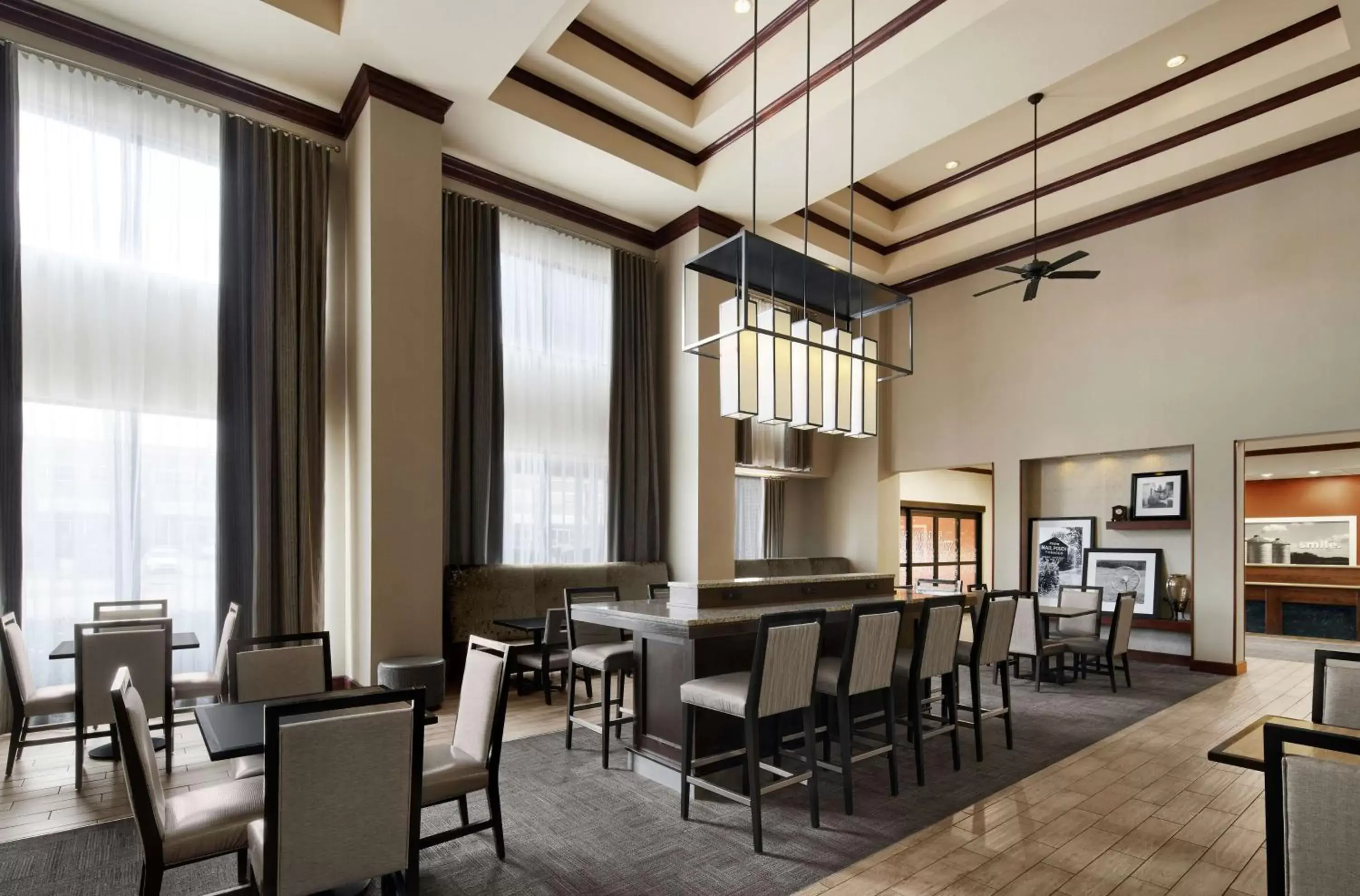 Lobby or reception, Restaurant/Places to Eat in Hampton Inn & Suites Tulsa South Bixby