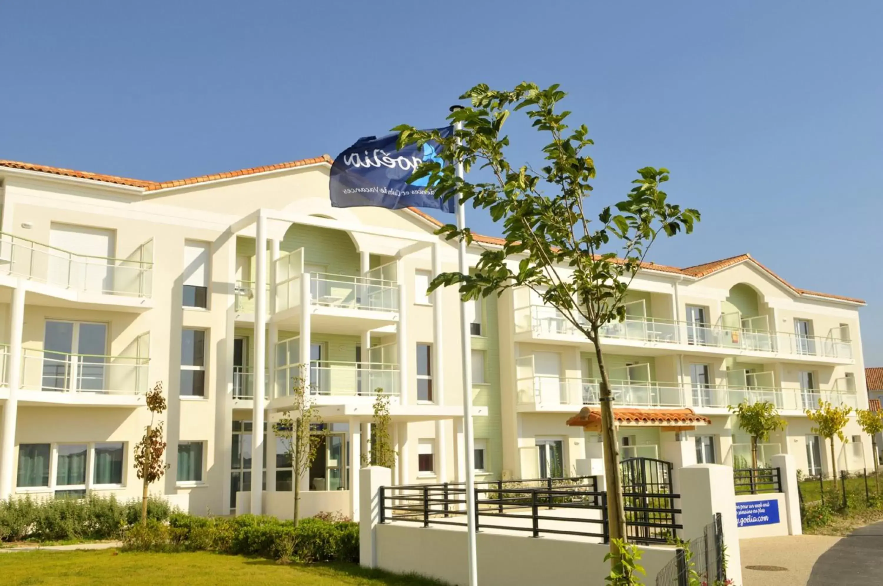 Facade/entrance, Property Building in Résidence Goélia La Grande Plage