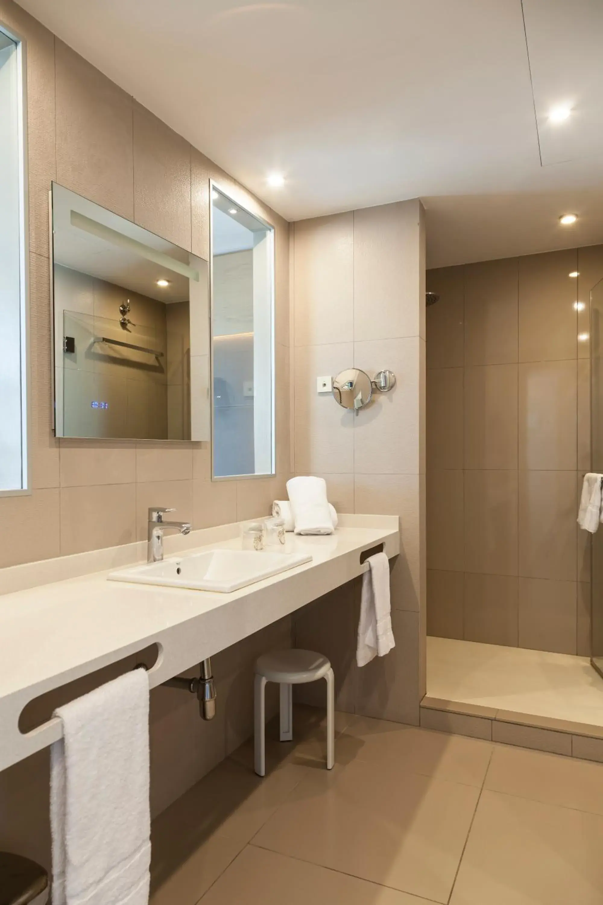 Bathroom in Best Western Hotel Mediterraneo