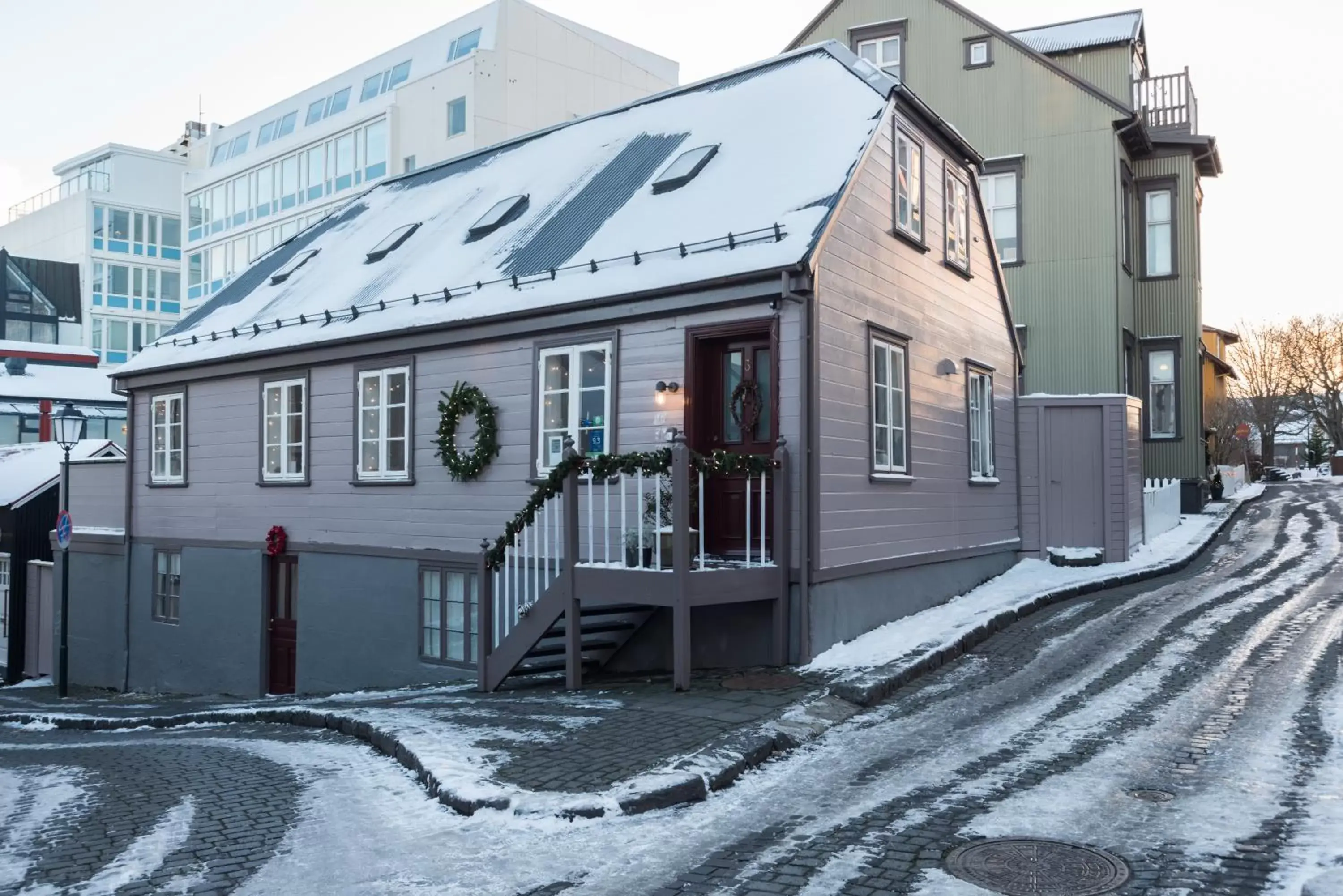 Facade/entrance, Property Building in Reykjavík Treasure B&B