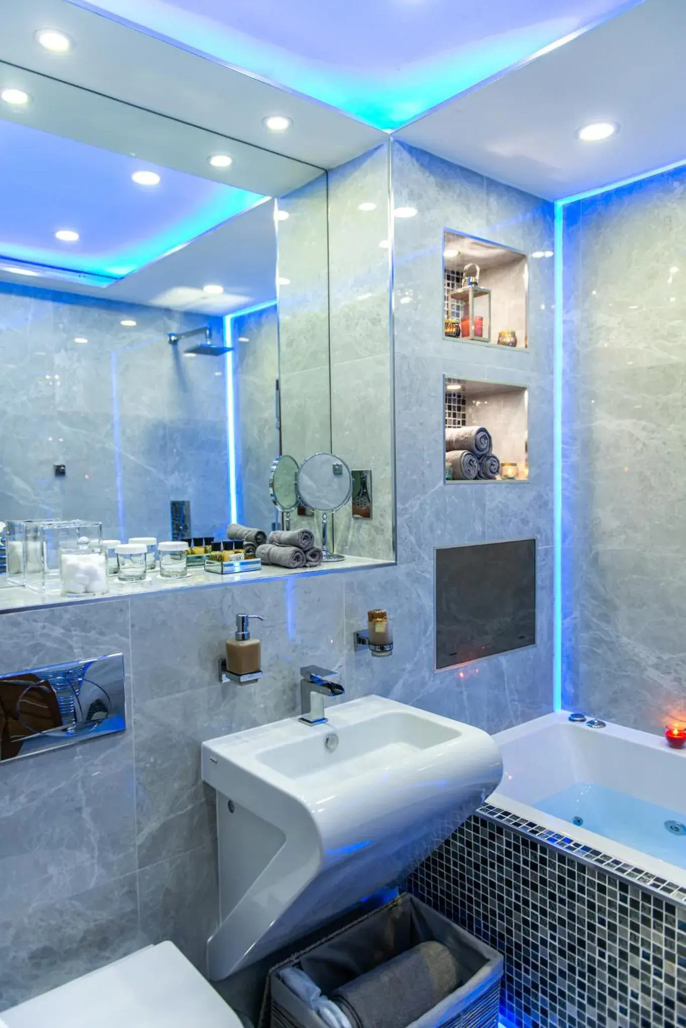 Bathroom in Aphrodite Suites