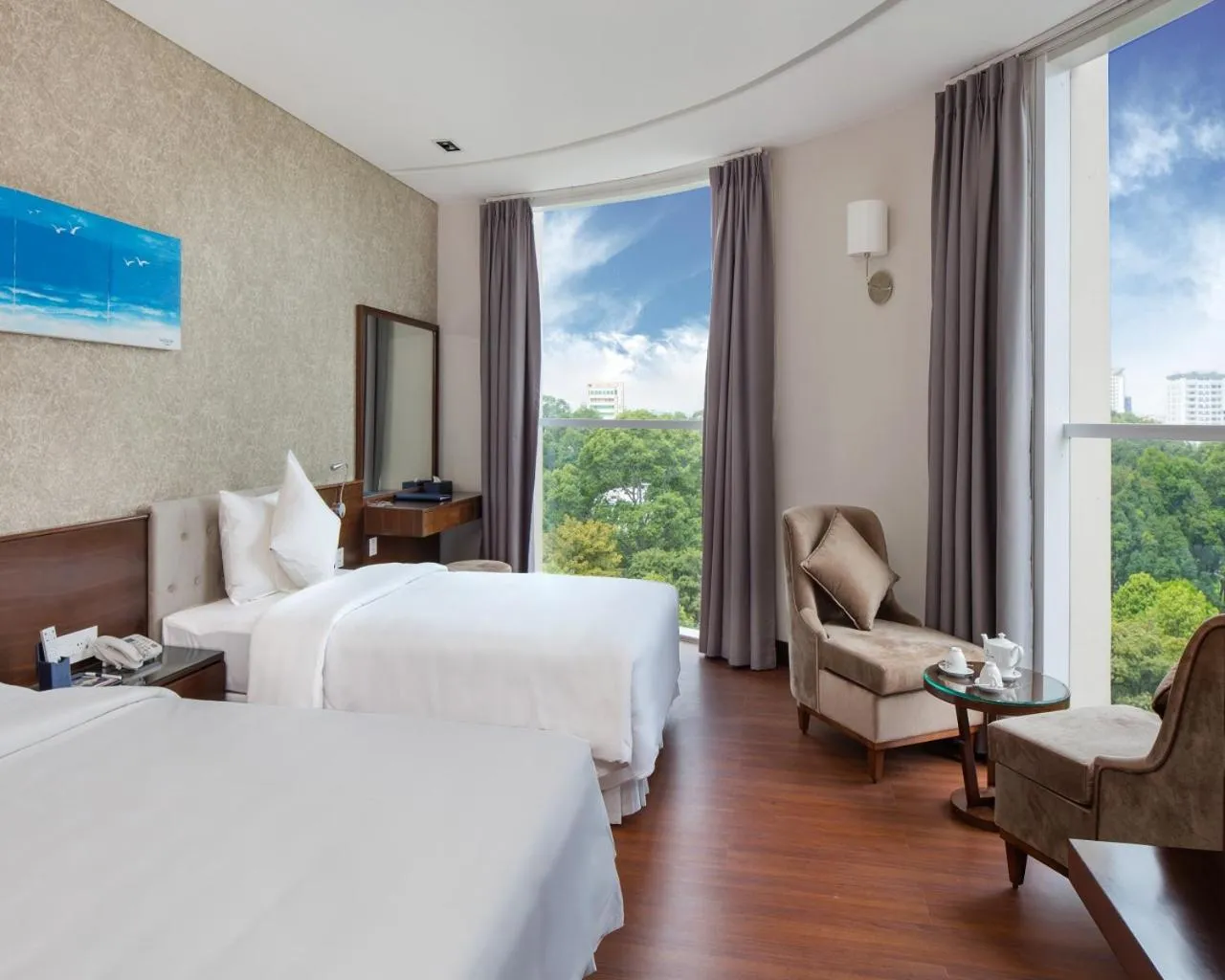 Bed in Central Palace Hotel