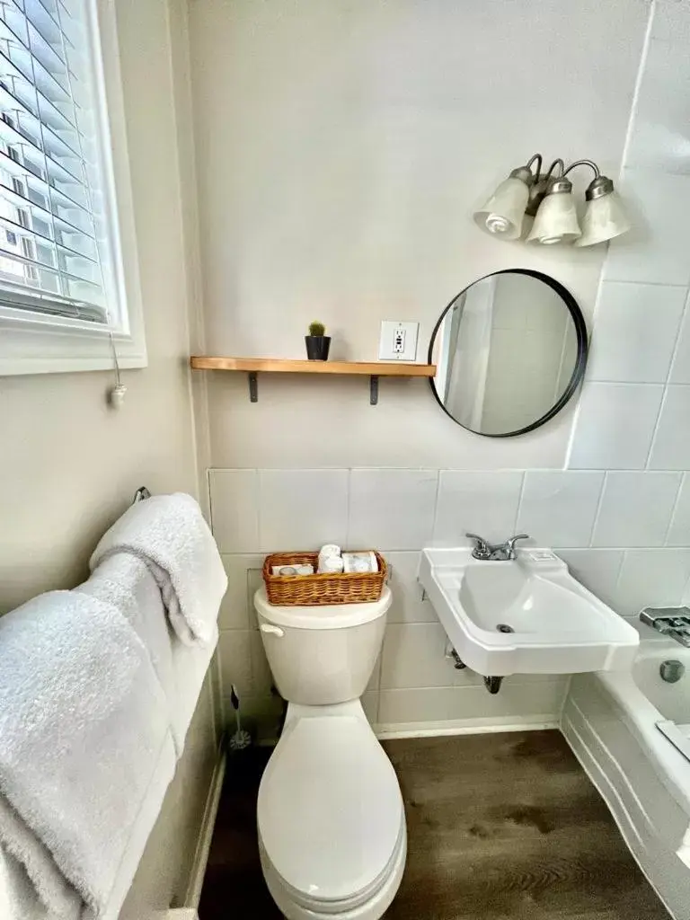 Bathroom in Barefoot Villas and Retreat