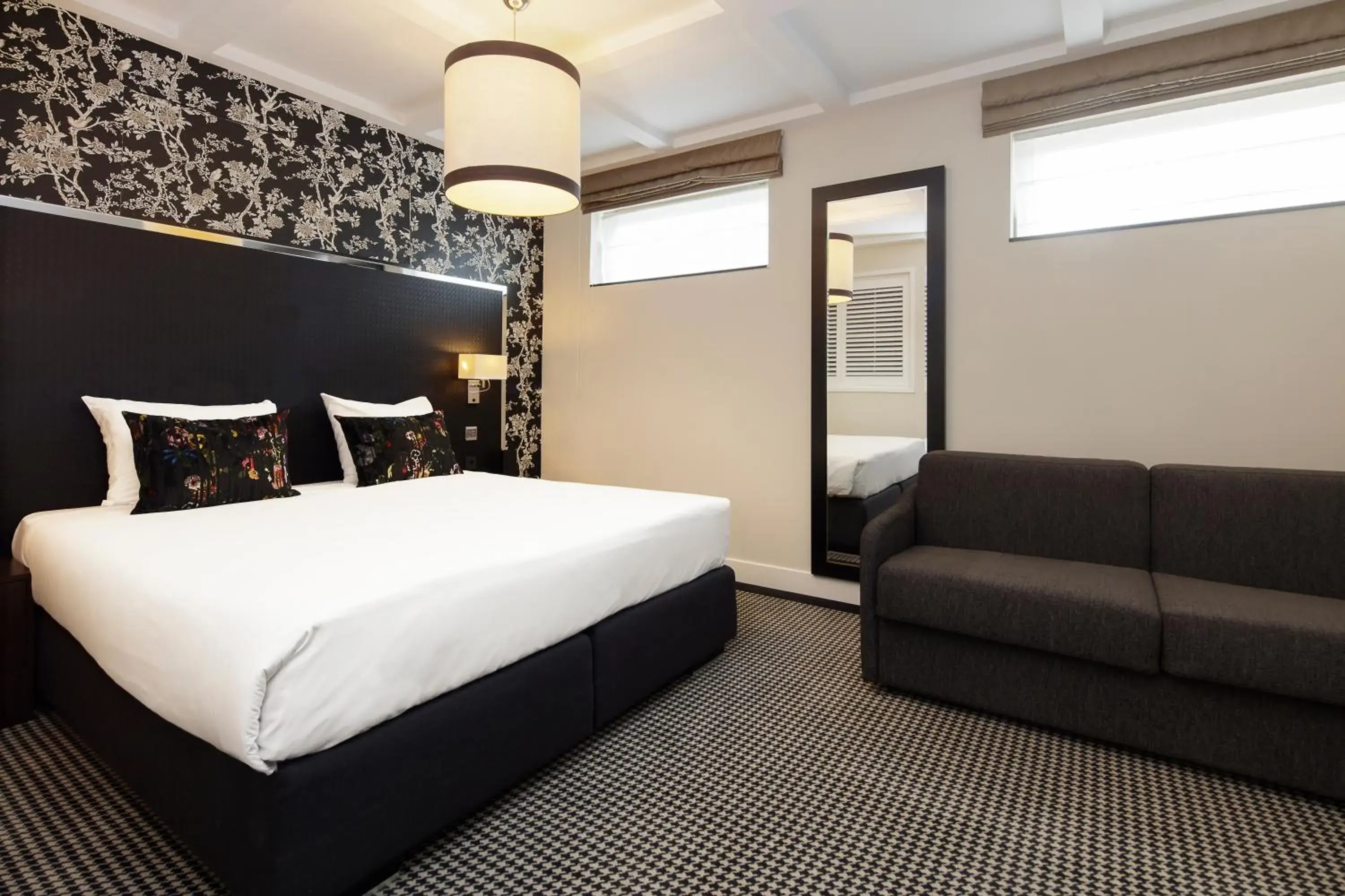 Photo of the whole room, Bed in Boutique Hotel Notting Hill