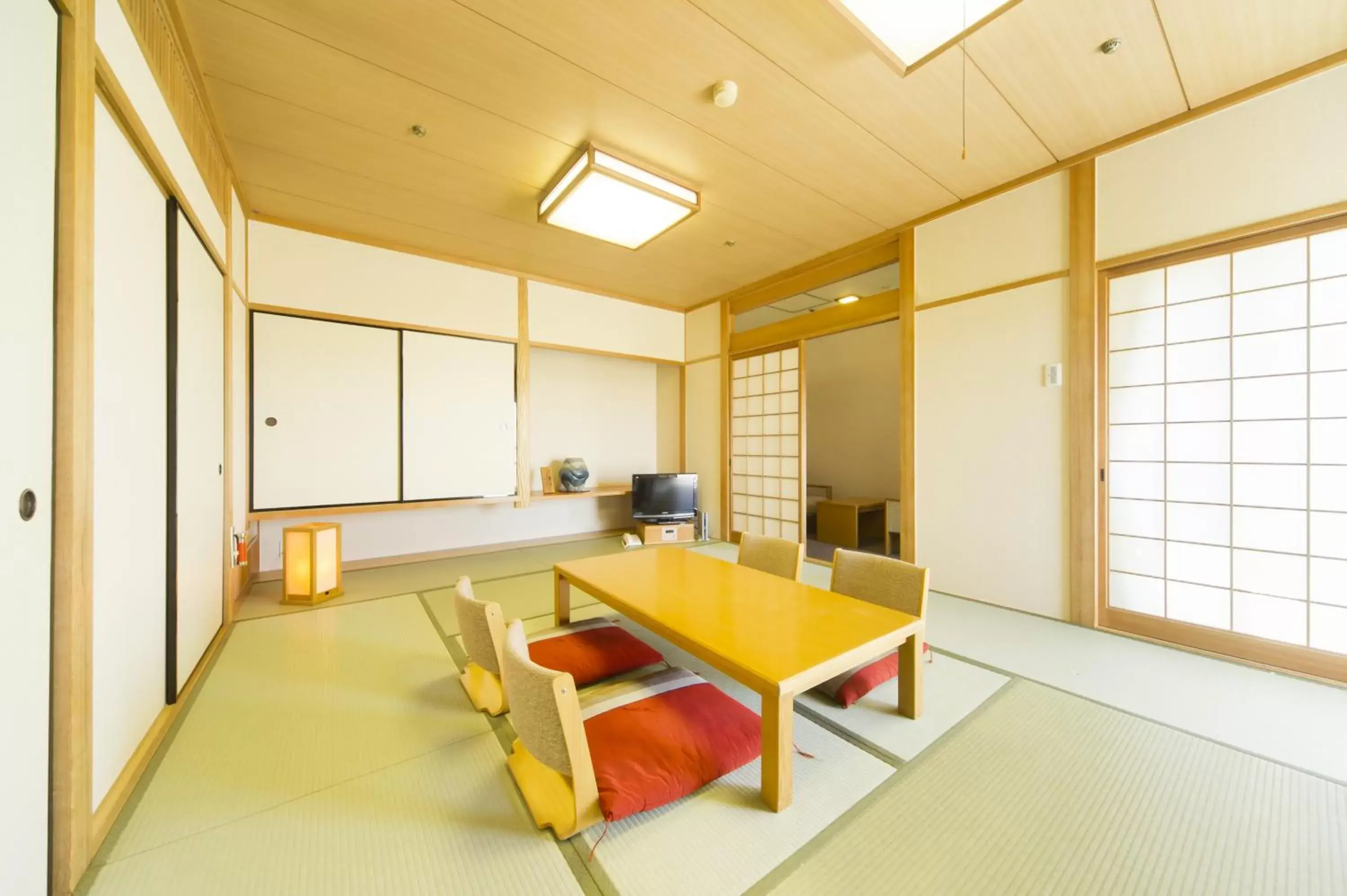 Japanese-Style Deluxe Room - single occupancy - Non-Smoking in Hotel Hiroshima Sunplaza