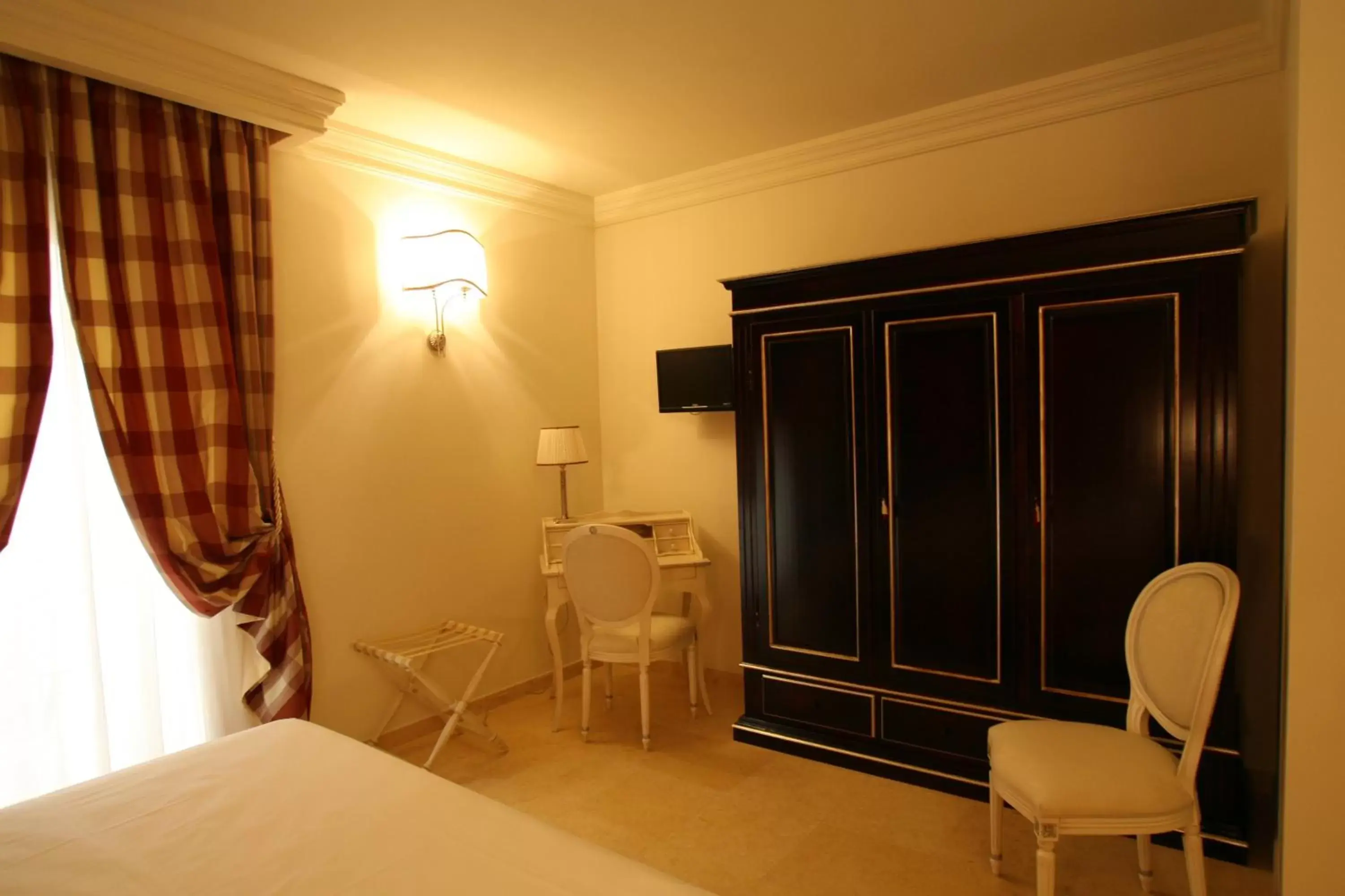 Photo of the whole room, Bed in Palace Hotel Vieste Photo of the whole room, Bed in Palace Hotel Vieste