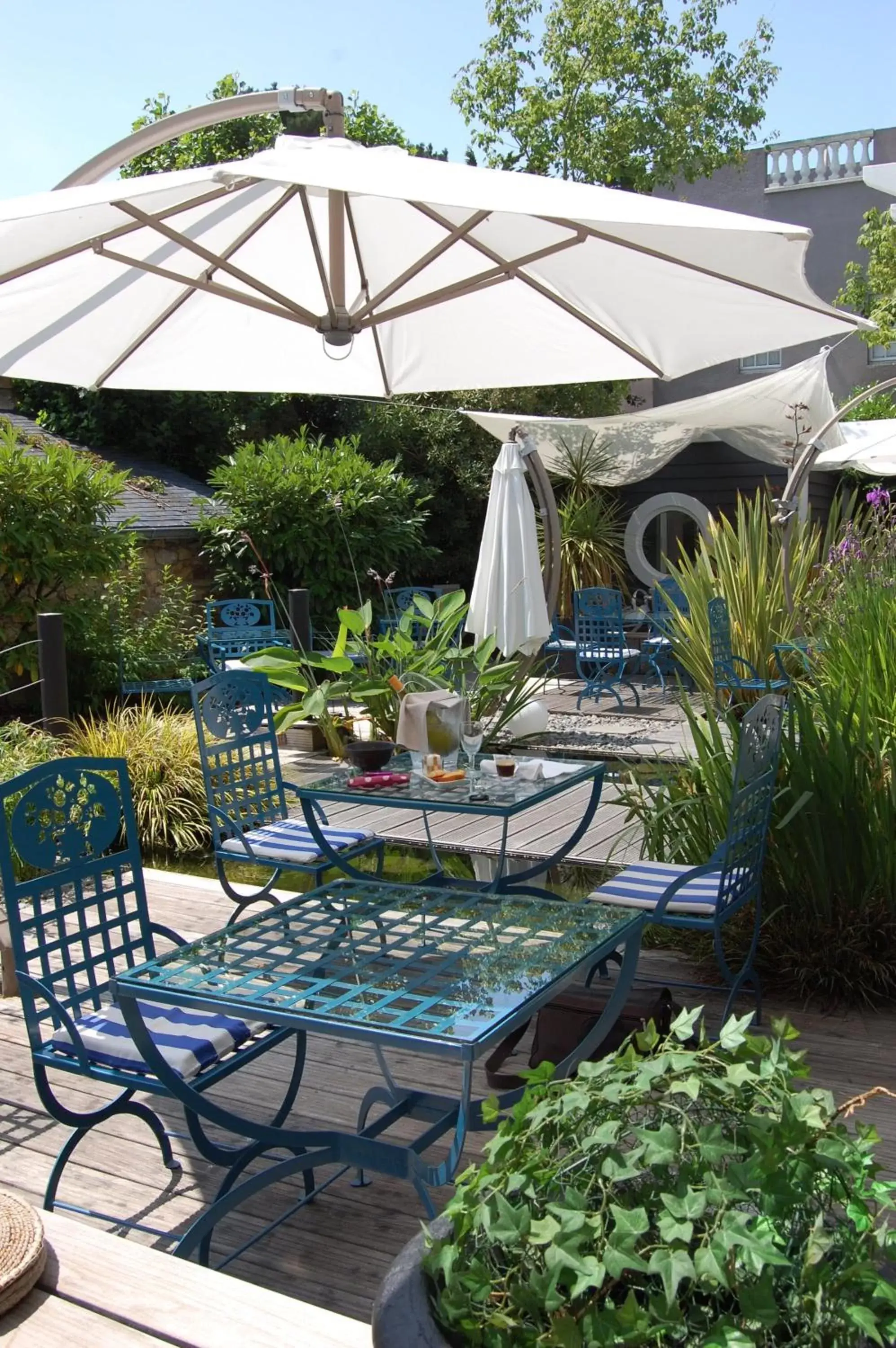 Garden, Patio/Outdoor Area in Hotel de Charme Le Sud Bretagne