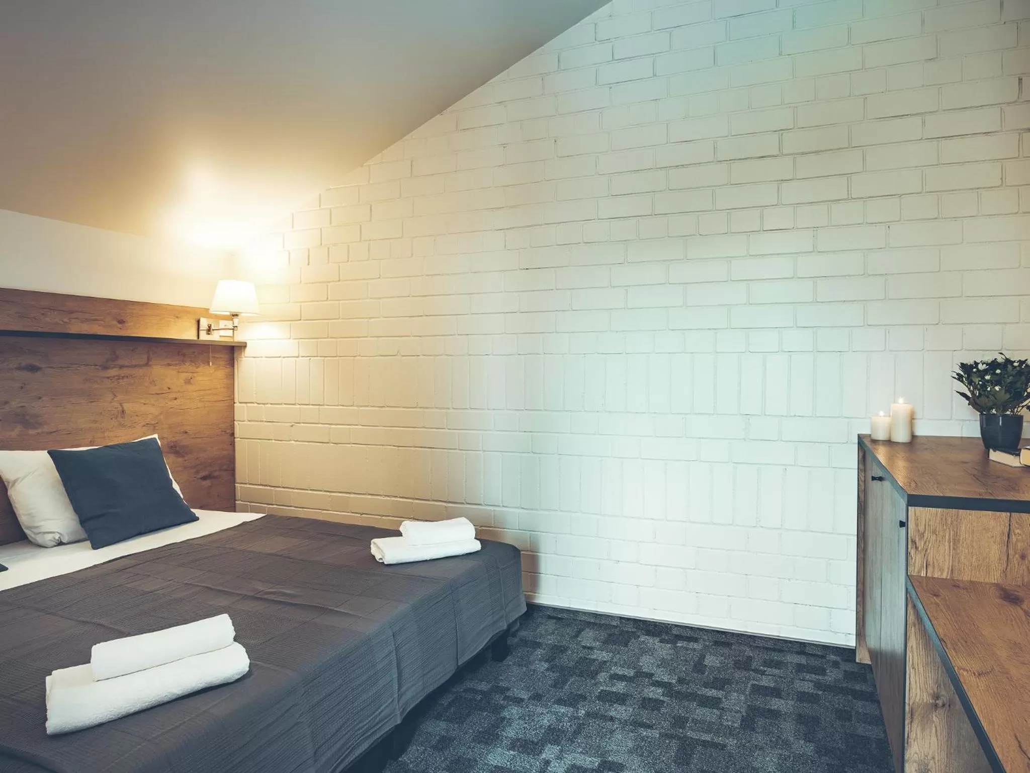 Bed in SELF CHECK-IN Hotel Railway Apartments