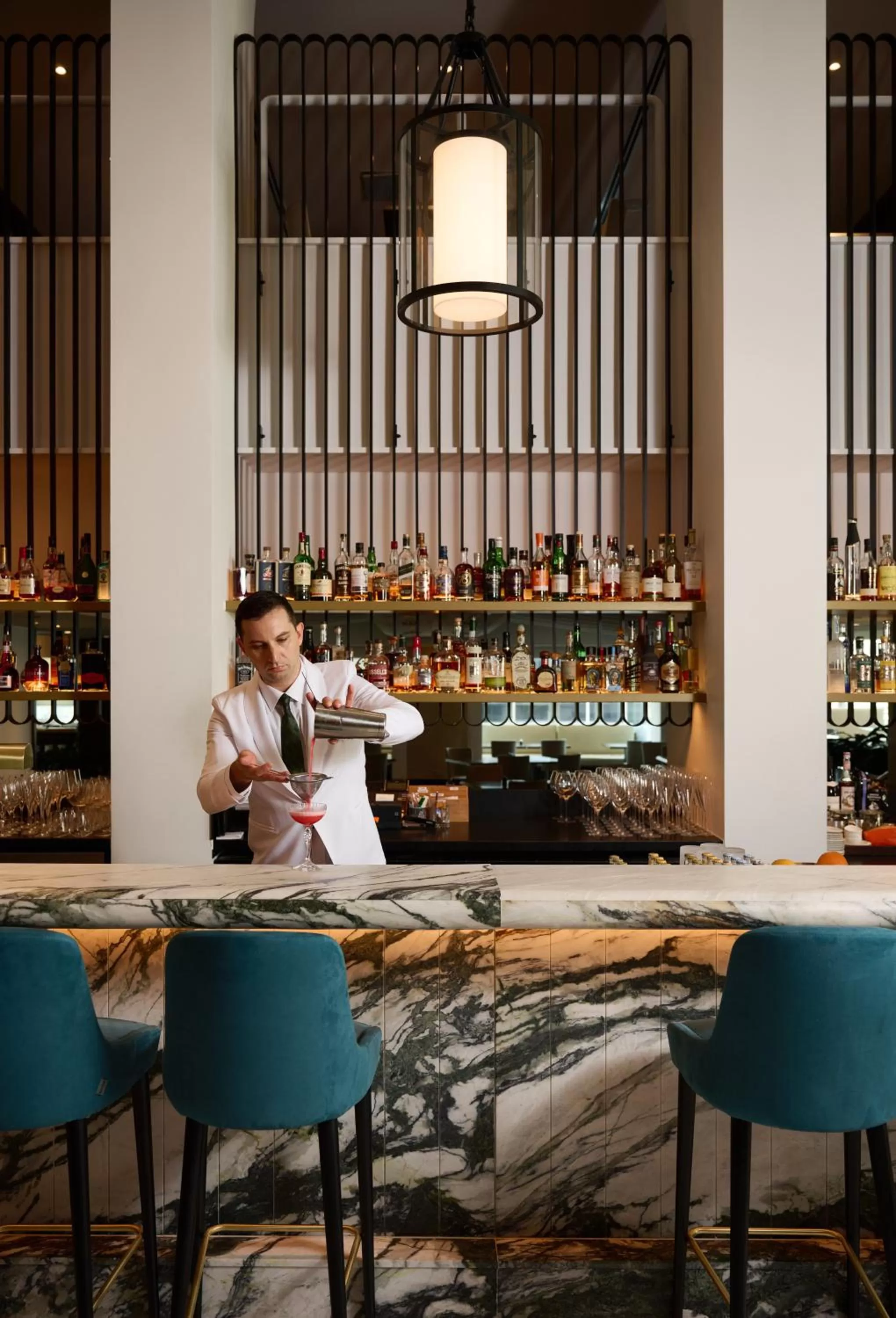 Lounge or bar in Swissotel Sydney