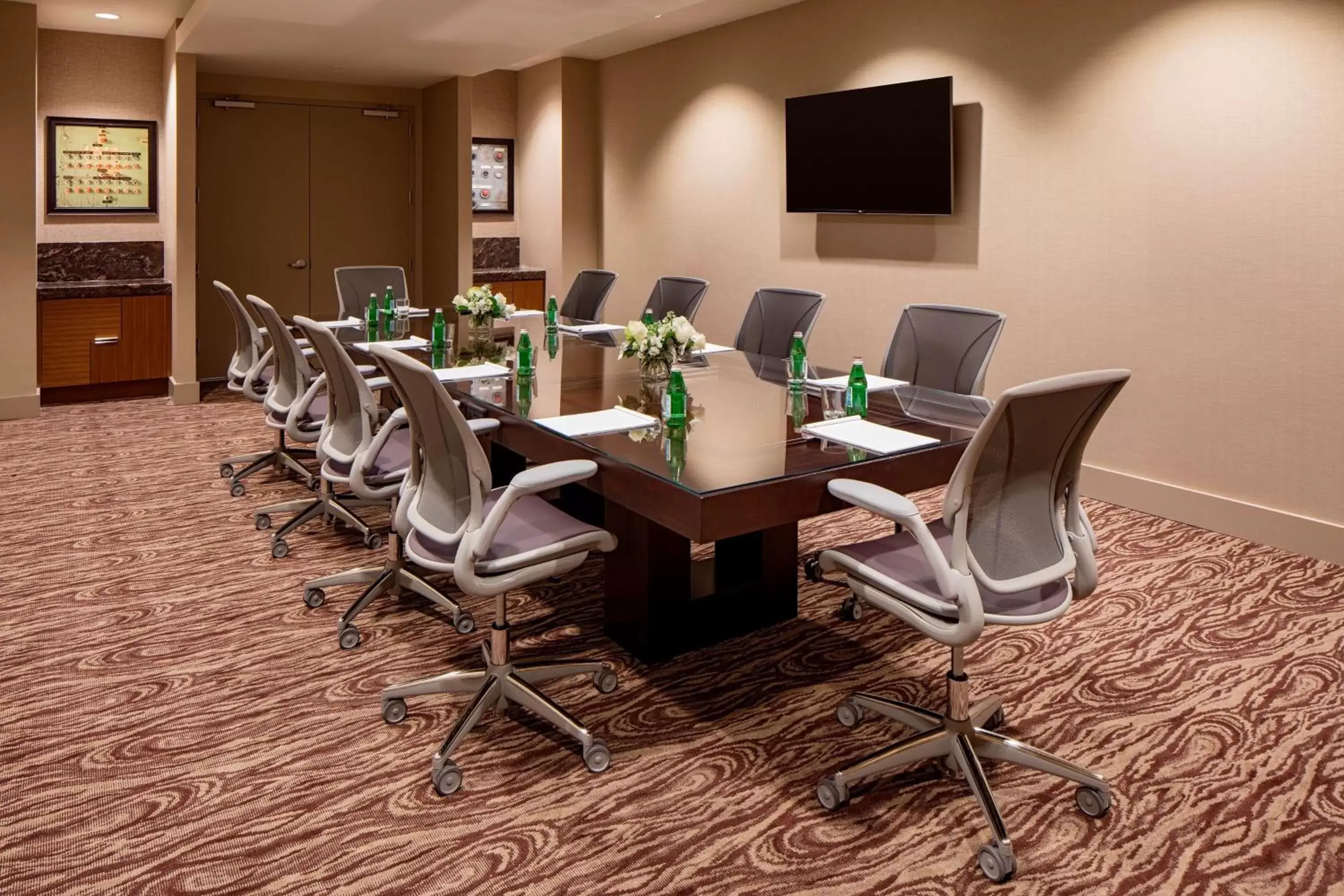 Meeting/conference room in Hilton Garden Inn Downtown Dallas