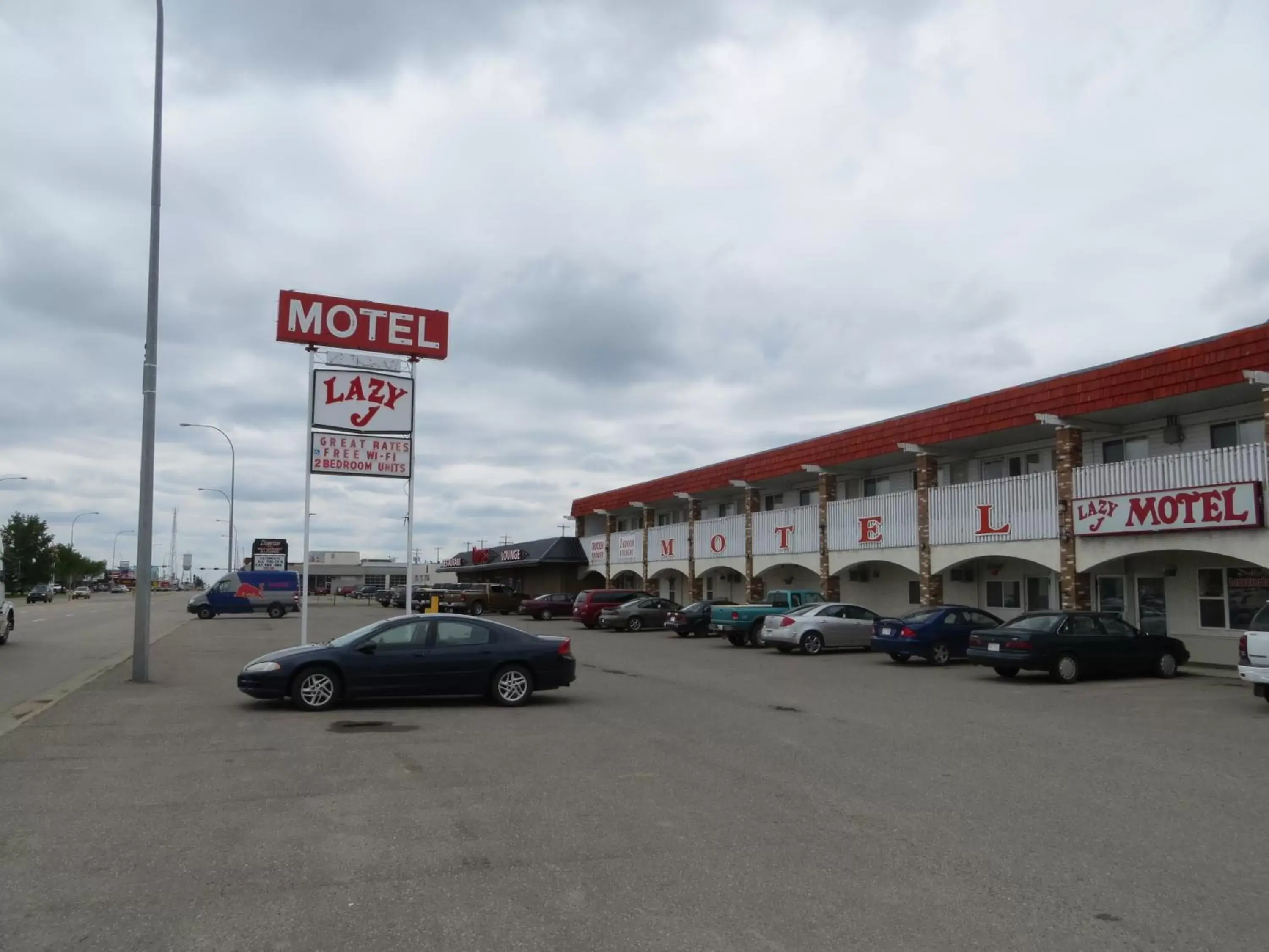 Facade/entrance, Property Building in Lazy J Motel