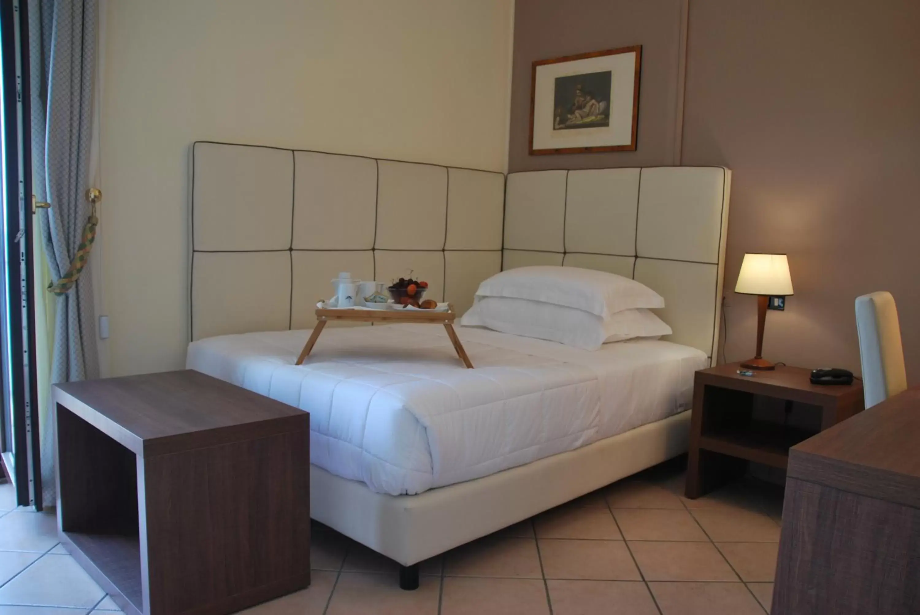 Bed in Domus Mariae Albergo