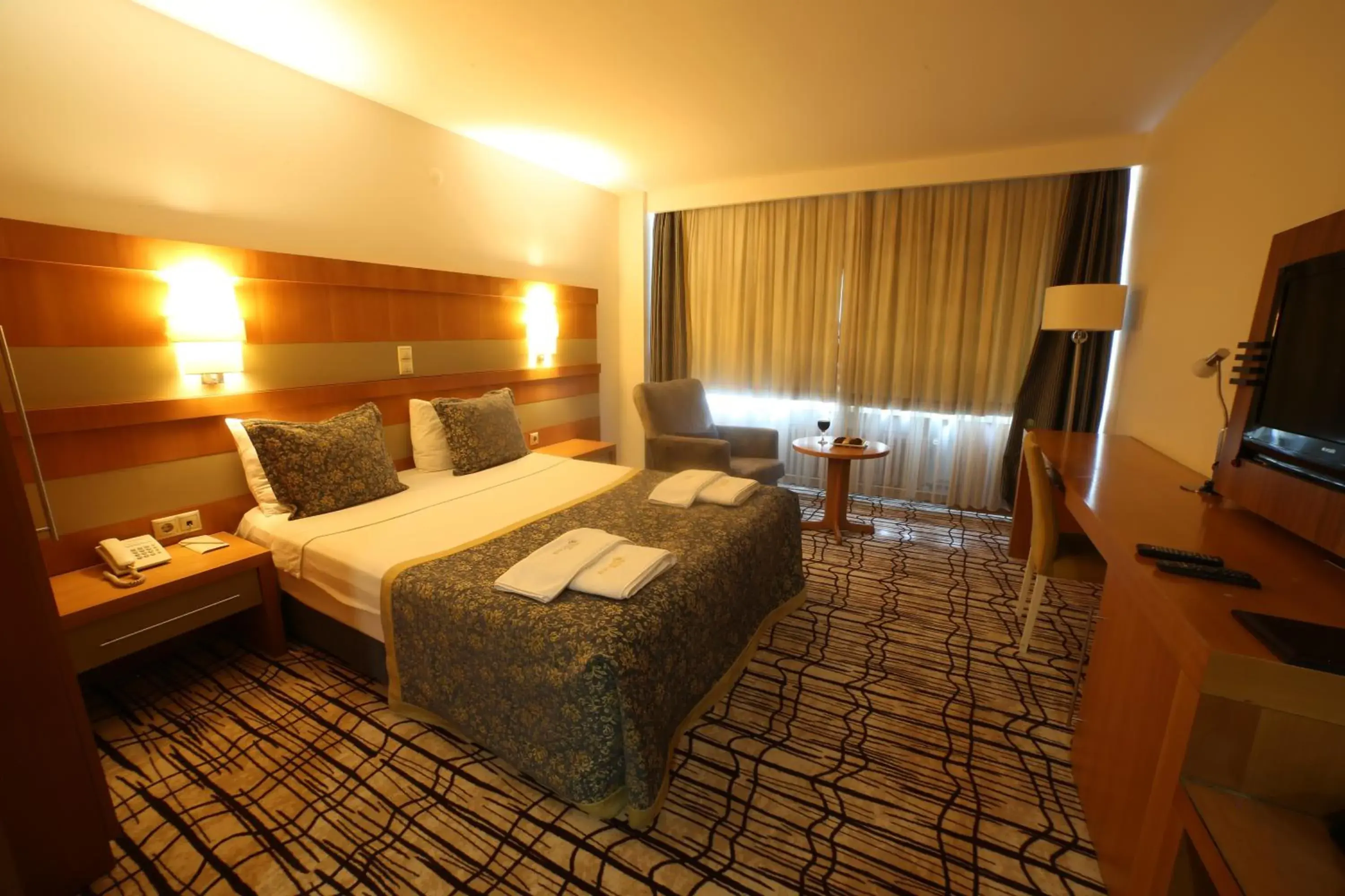 Photo of the whole room, Bed in Burcman Hotel Photo of the whole room, Bed in Burcman Hotel