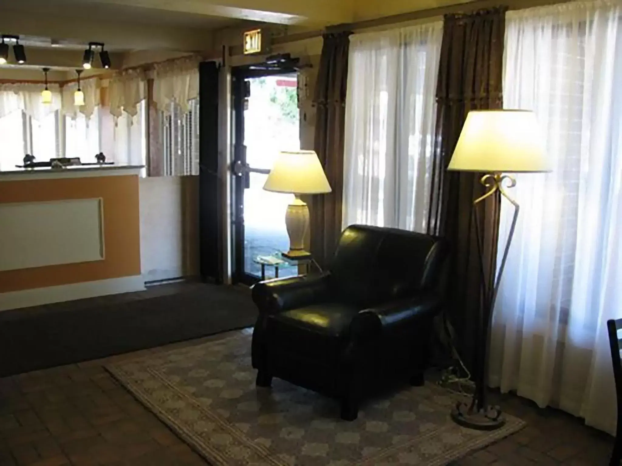 Seating Area in Americas Best Value Inn Webster City