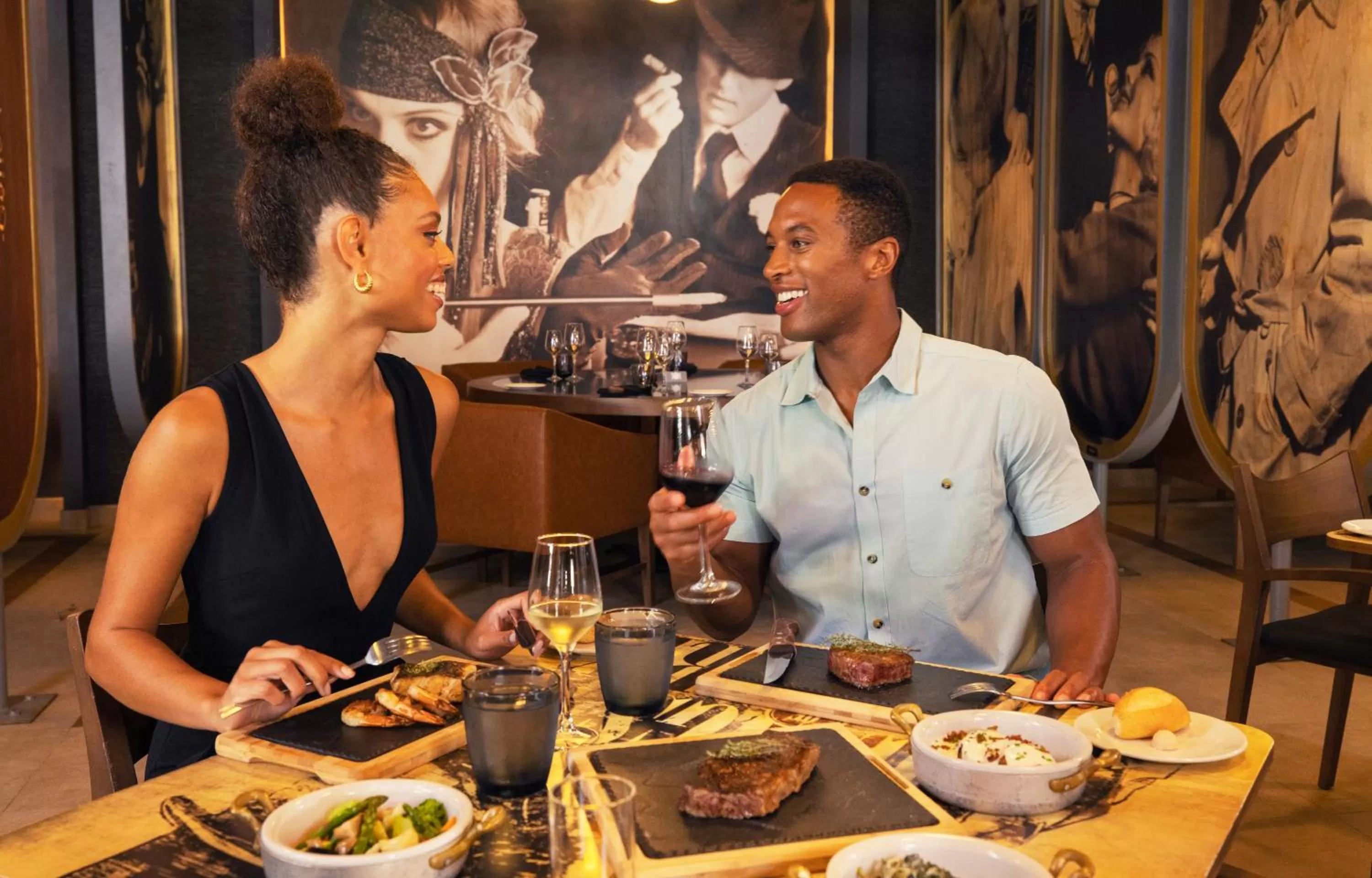 Restaurant/places to eat in Planet Hollywood Cancun by Royalton, An Autograph Collection All-Inclusive Resort