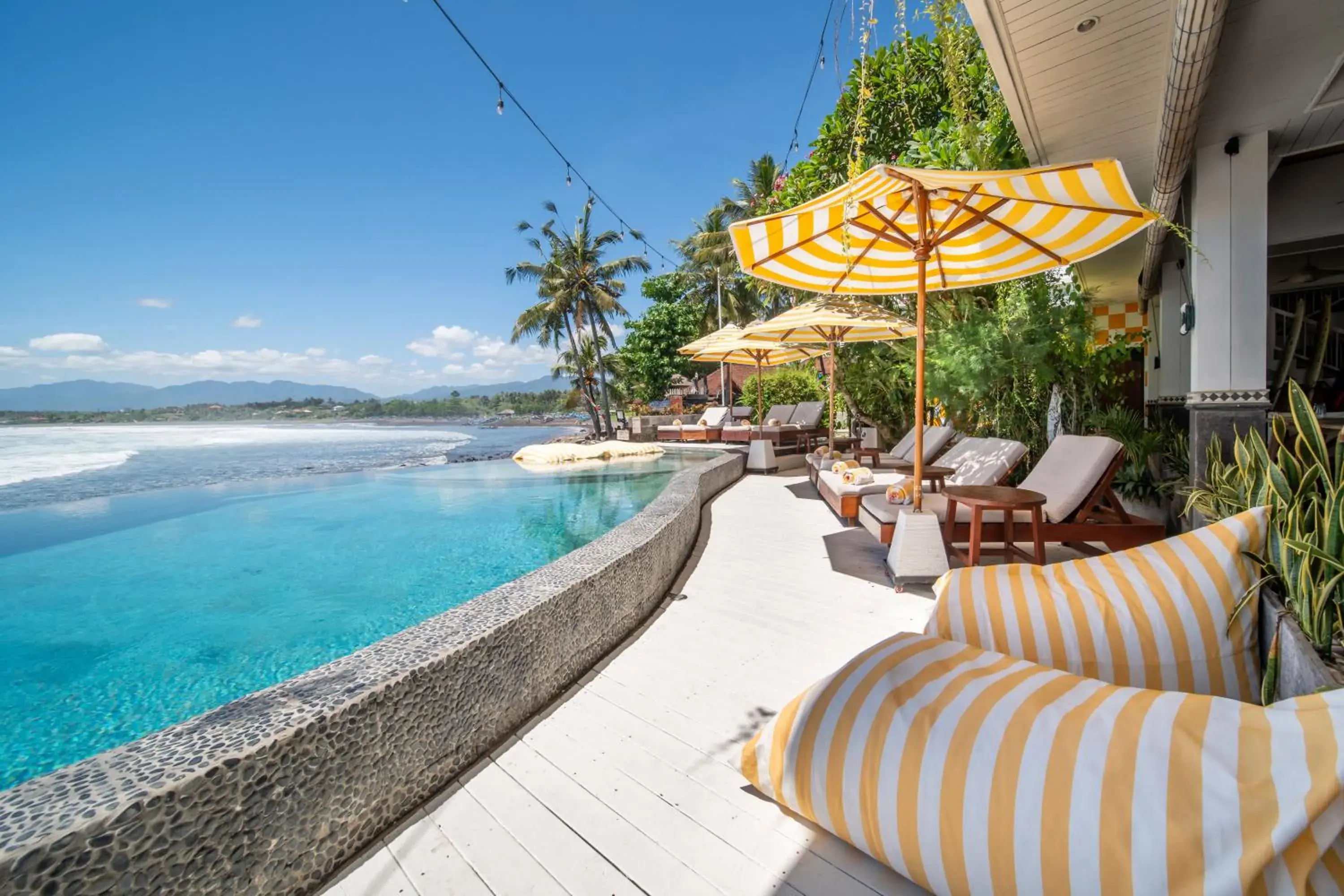 Natural landscape, Swimming Pool in Bombora Medewi