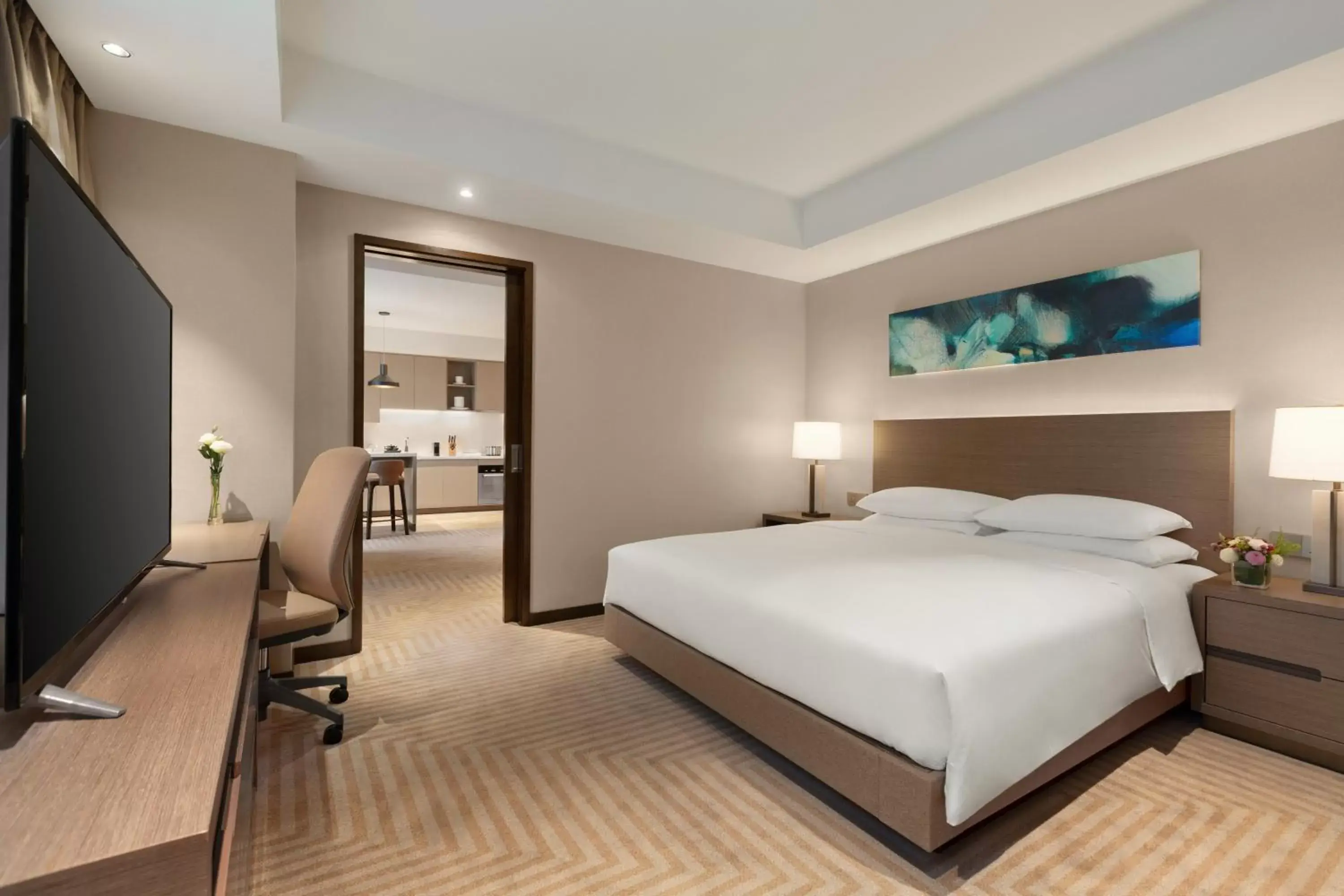 Photo of the whole room, Bed in Hyatt House Chengdu Pebble Walk Photo of the whole room, Bed in Hyatt House Chengdu Pebble Walk