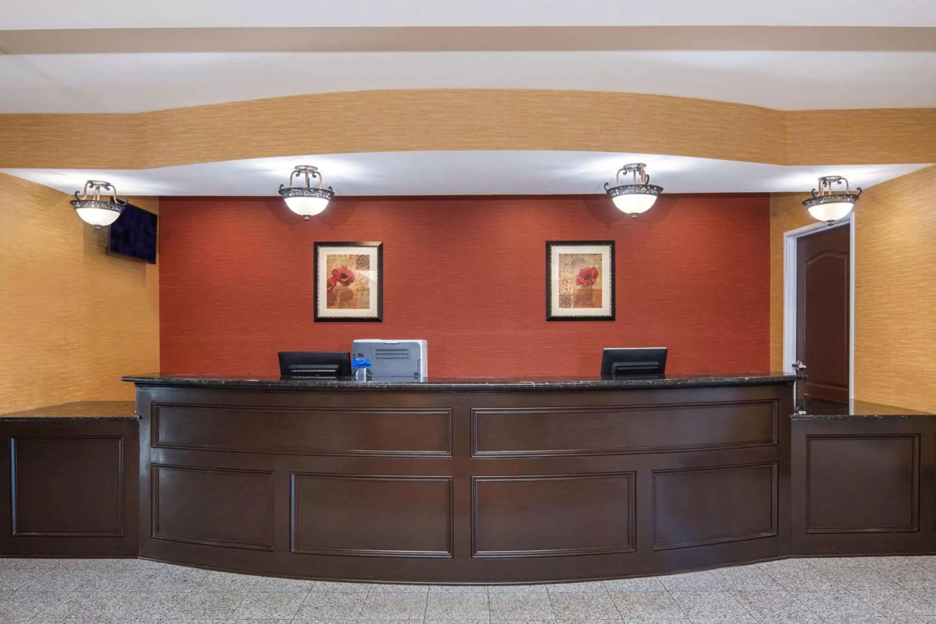 Lobby or reception, Lobby/Reception in La Quinta by Wyndham Atlanta Union City