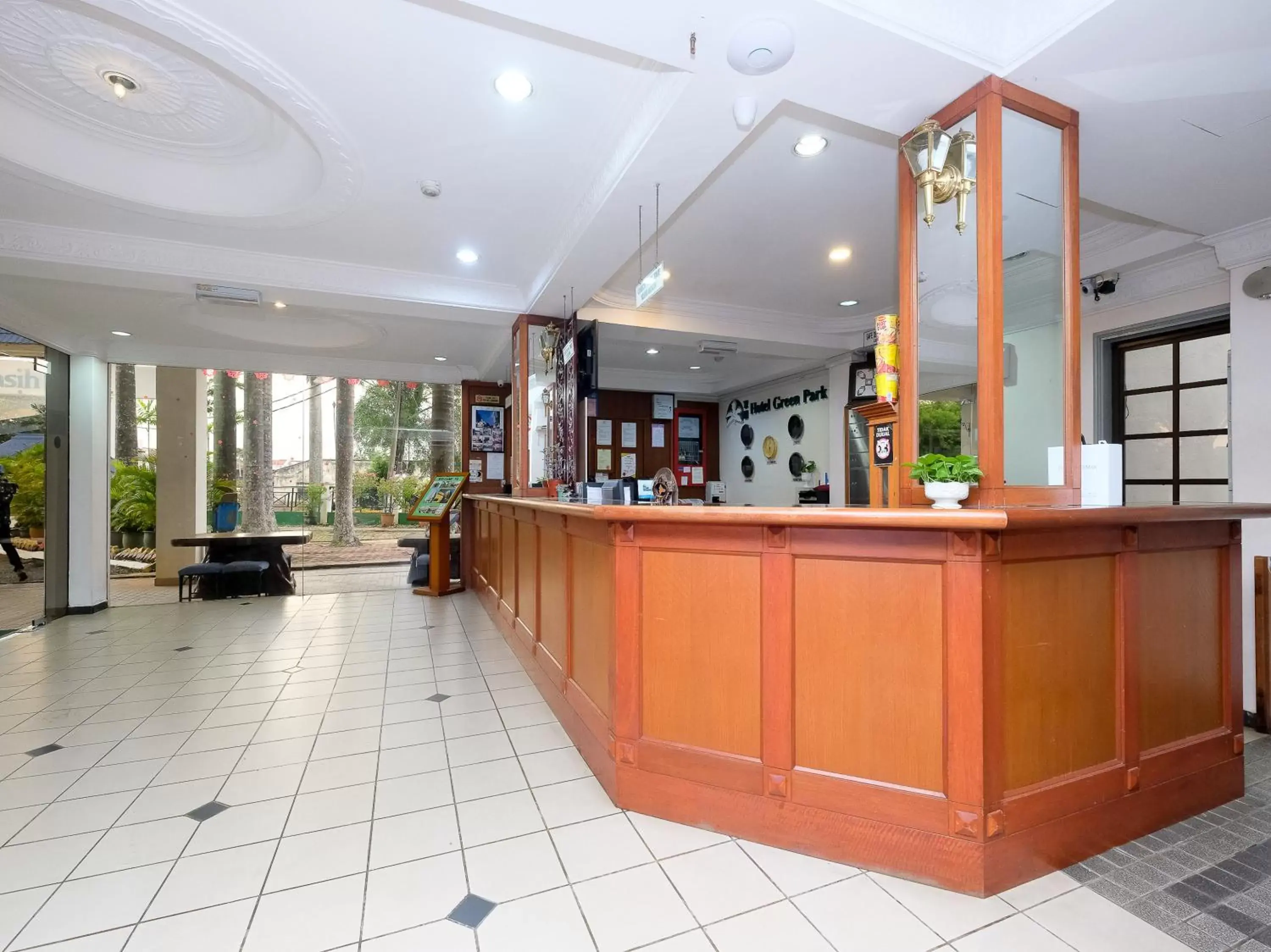 Lobby or reception, Lobby/Reception in Super OYO 1236 Hotel Green Park