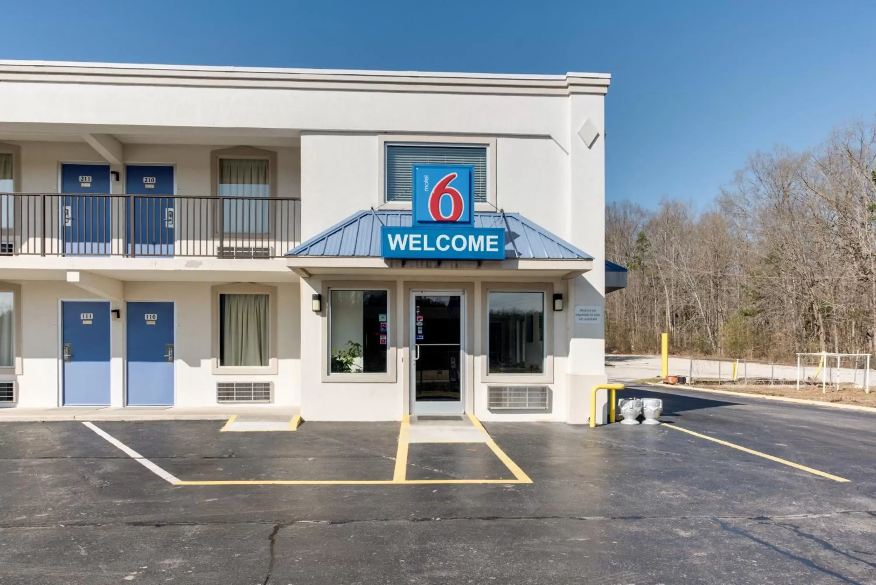 Facade/entrance, Property Building in Motel 6-Kingston, TN
