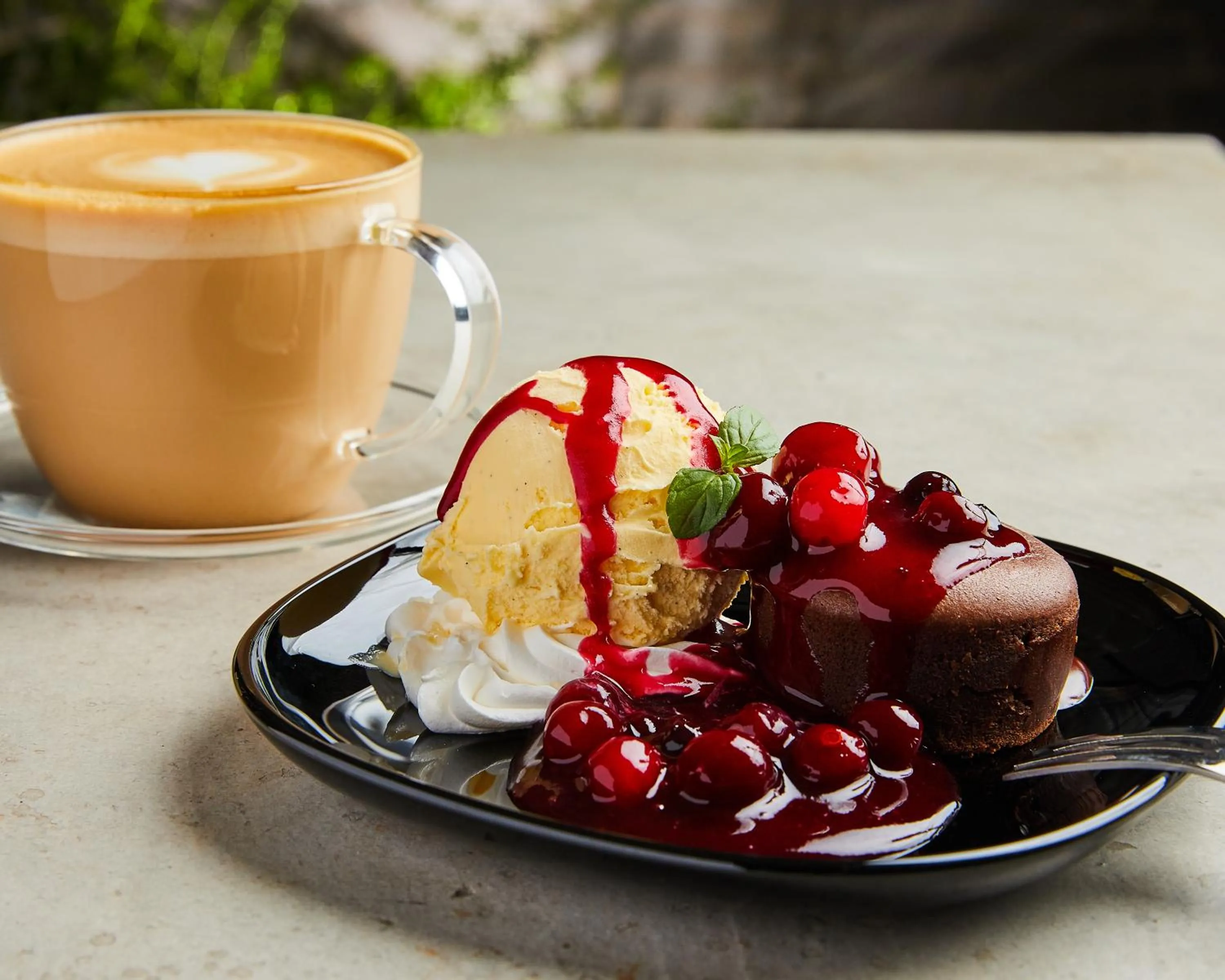 Restaurant/places to eat in HOTEL CEN