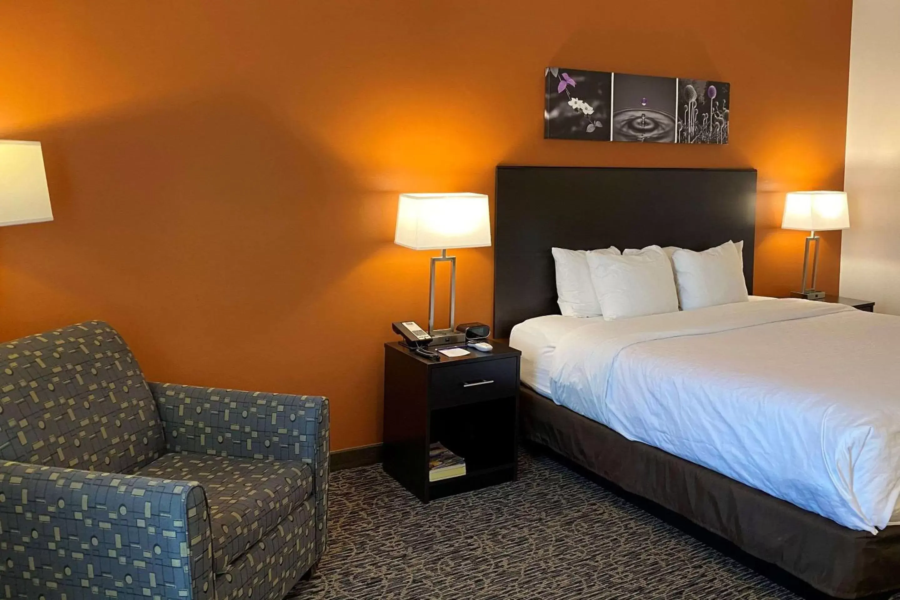 Photo of the whole room, Bed in Sleep Inn & Suites Hurricane Zion Park Area