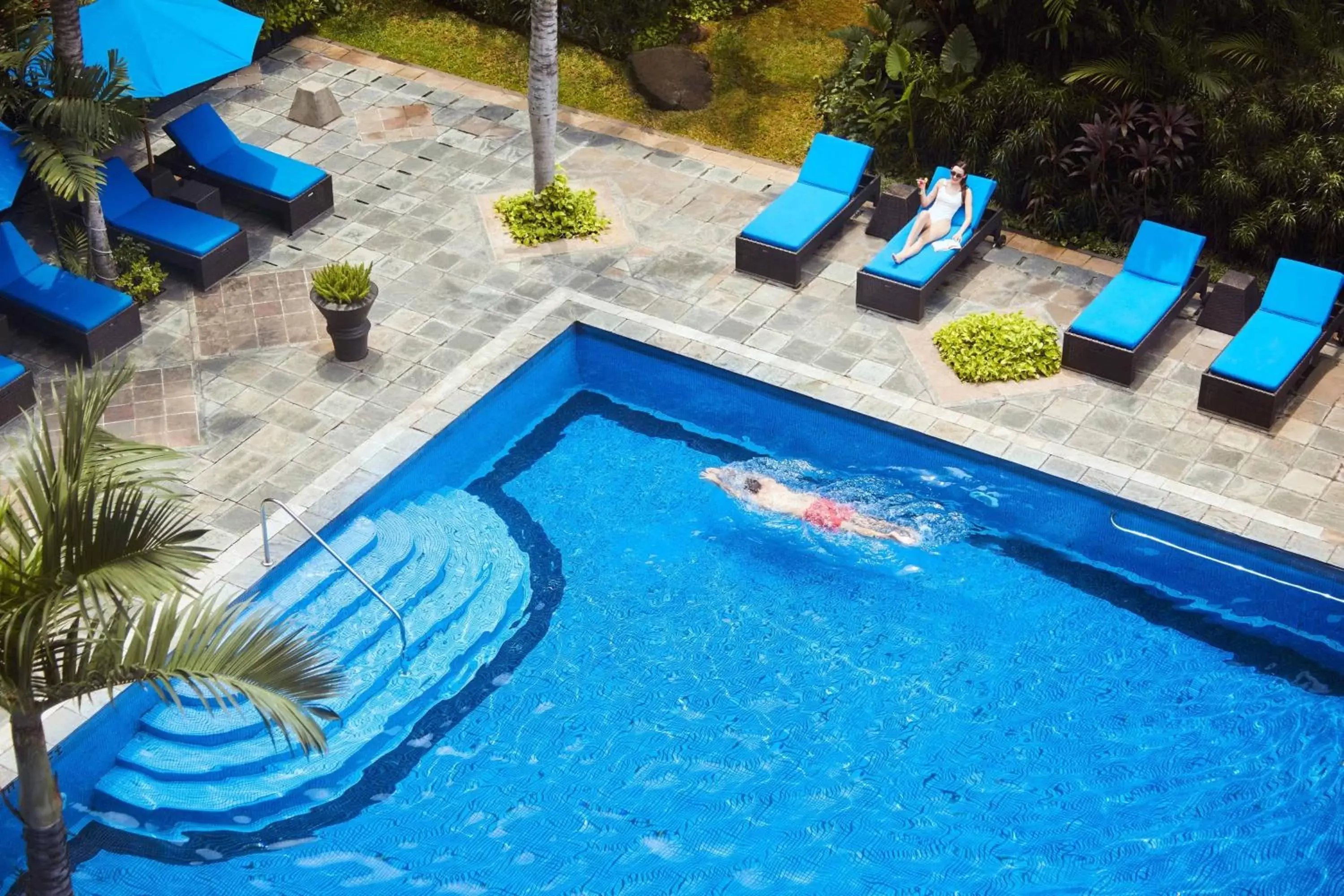 Swimming Pool in Le Meridien Jakarta