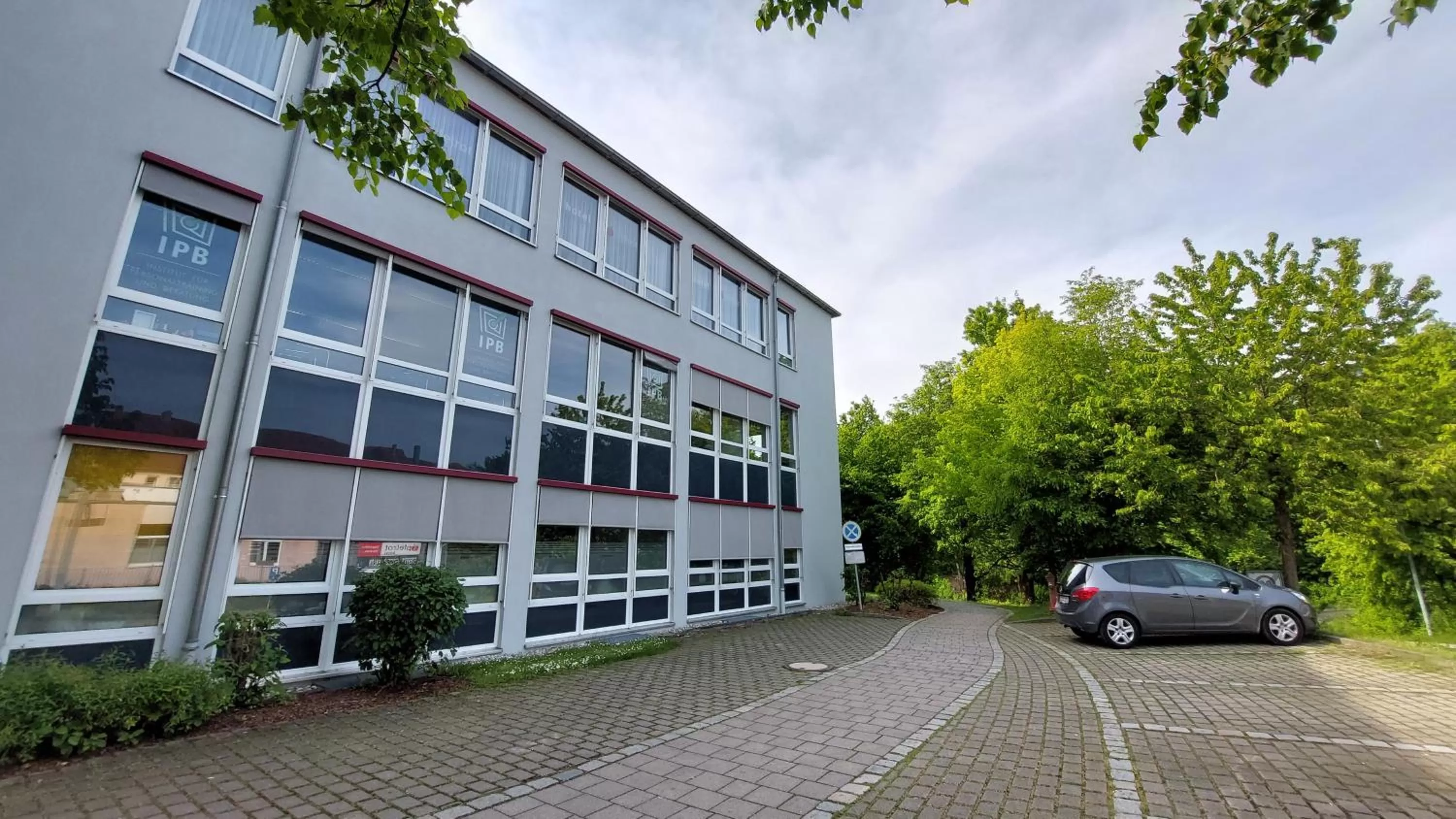 Property building in Hotel-Etage Apfelrot managed by Hotel Apfelbaum