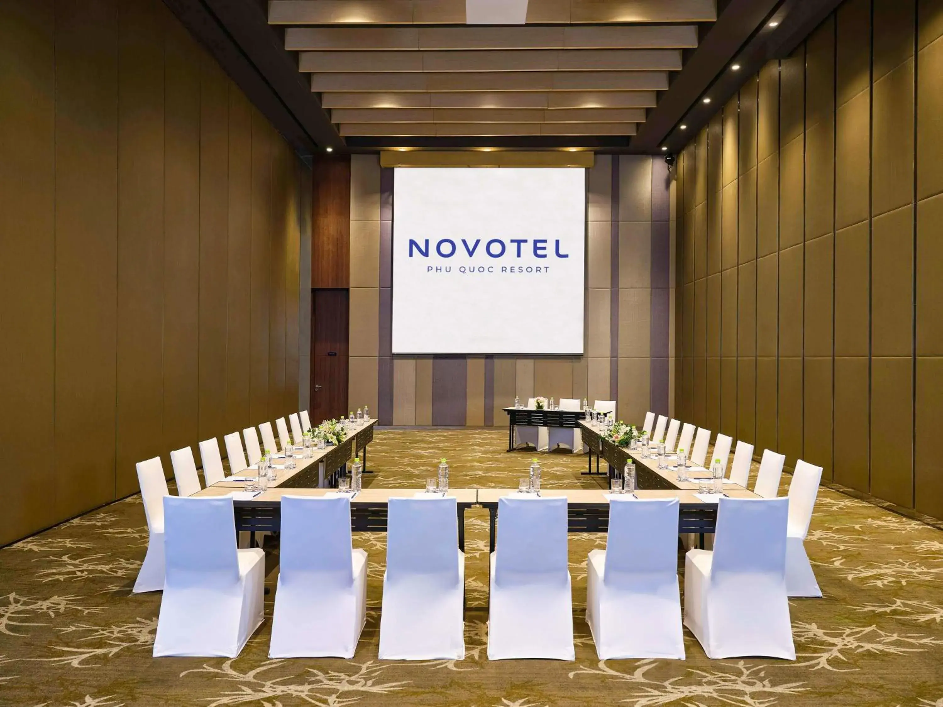 Meeting/conference room in Novotel Phu Quoc Resort